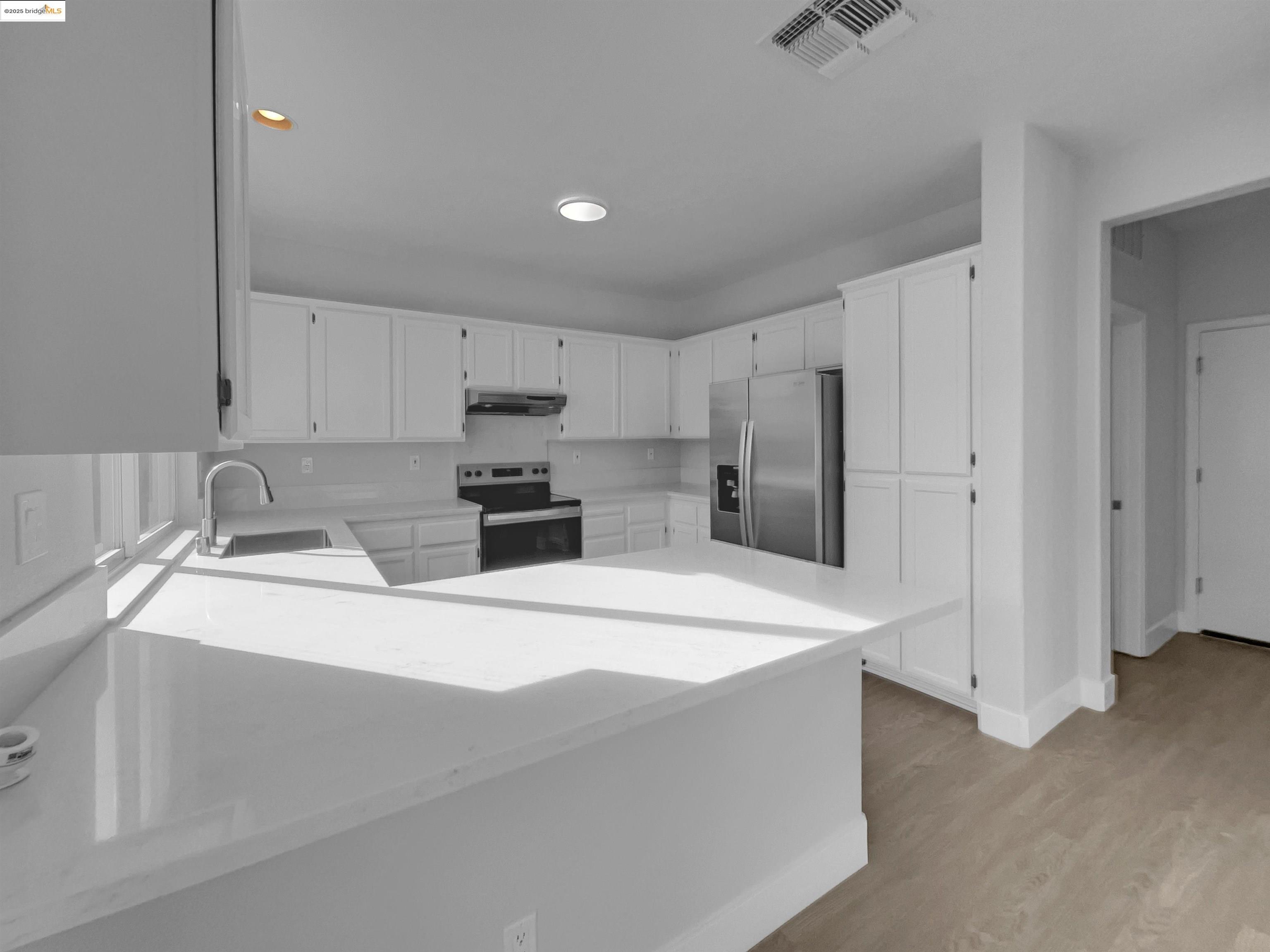 Detail Gallery Image 2 of 32 For 1176 Shadowcliff Ct, Brentwood,  CA 94513 - 3 Beds | 2/1 Baths