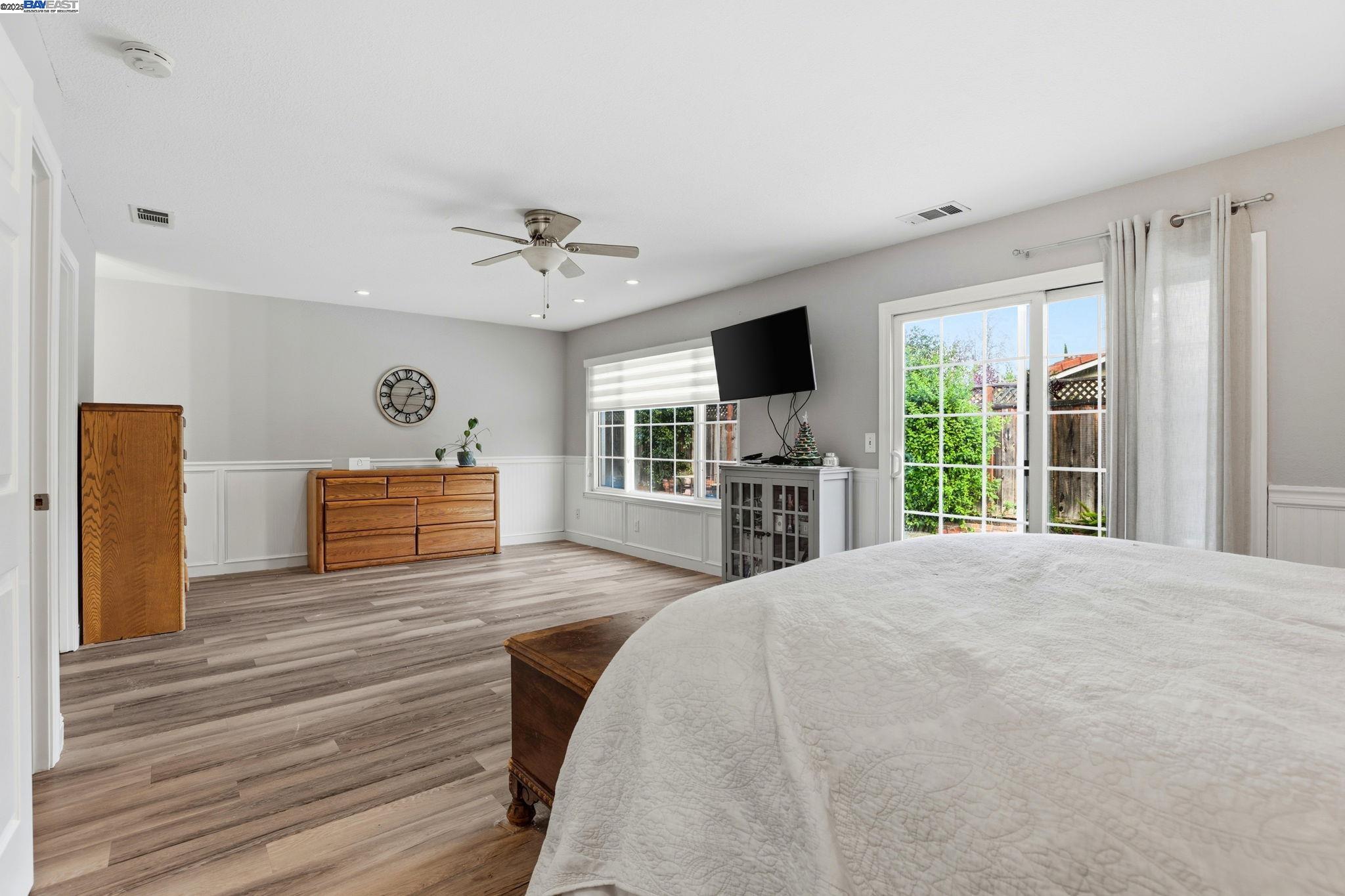 Detail Gallery Image 18 of 36 For 2891 Calle Reynoso, Pleasanton,  CA 94566 - 5 Beds | 3 Baths