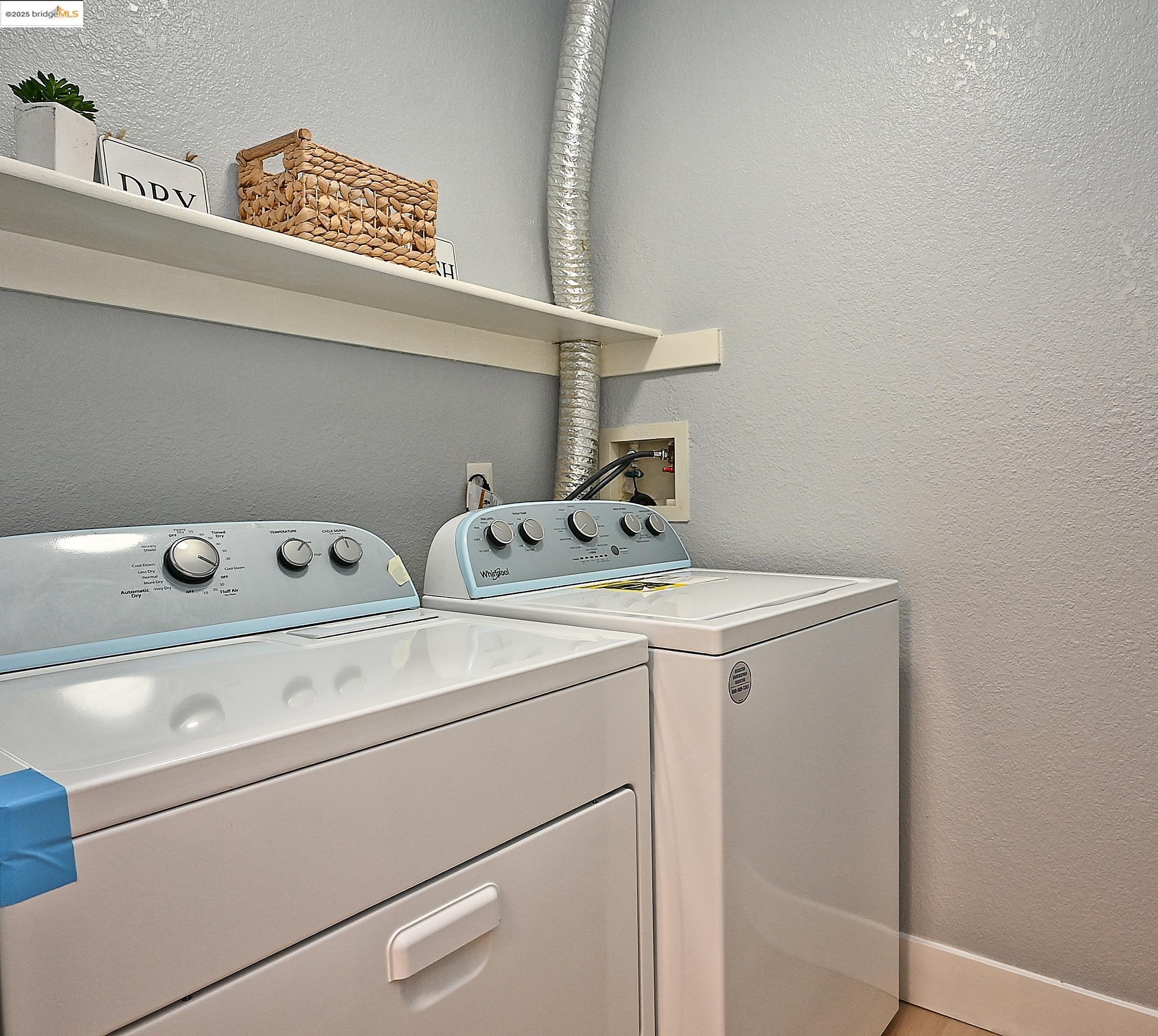 Detail Gallery Image 31 of 43 For 550 Canyon Oaks Dr a,  Oakland,  CA 94605 - 2 Beds | 2 Baths