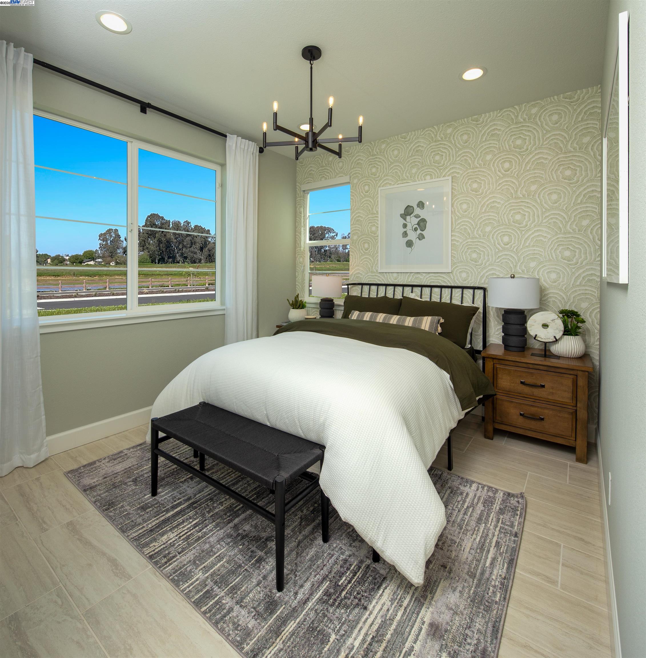 Detail Gallery Image 14 of 23 For 354 Sagebrush Drive, Napa,  CA 94558 - 4 Beds | 3 Baths