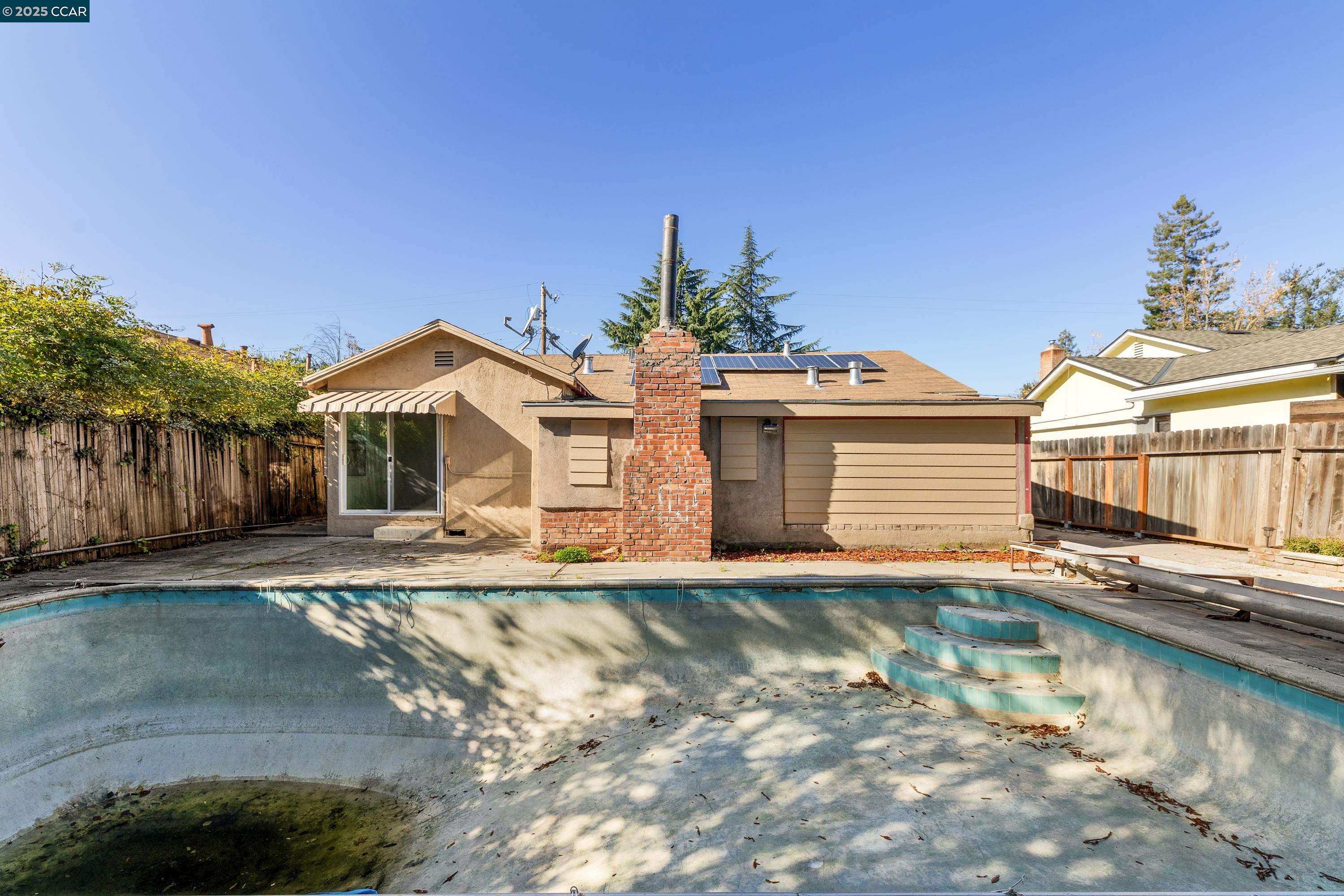 Detail Gallery Image 25 of 40 For 770 San Benito Ave, Menlo Park,  CA 94025 - 2 Beds | 1 Baths