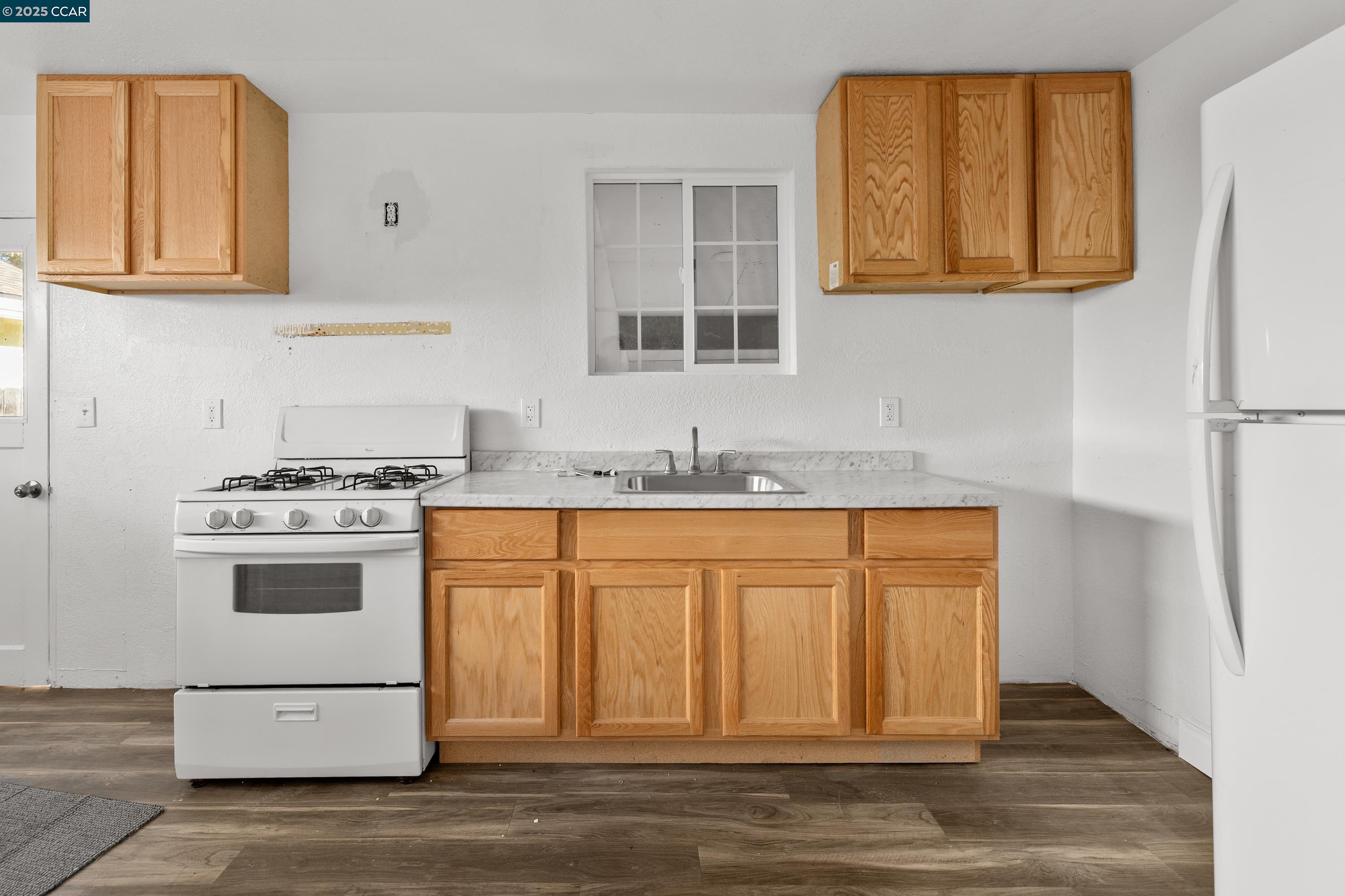 Detail Gallery Image 31 of 40 For 770 San Benito Ave, Menlo Park,  CA 94025 - 2 Beds | 1 Baths