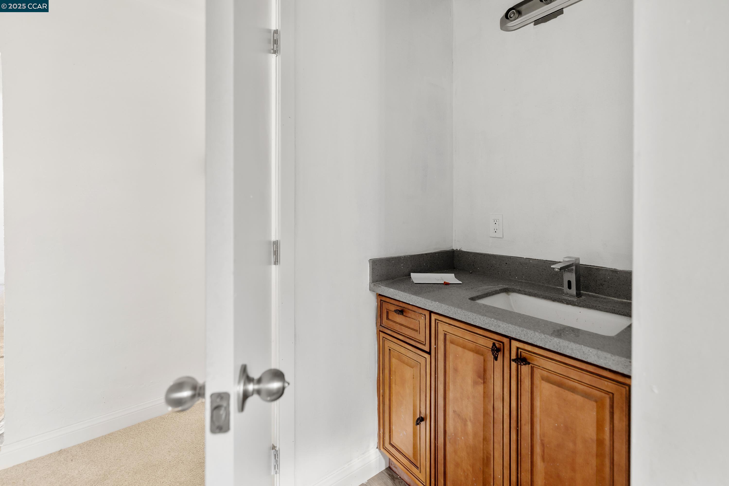 Detail Gallery Image 38 of 40 For 770 San Benito Ave, Menlo Park,  CA 94025 - 2 Beds | 1 Baths