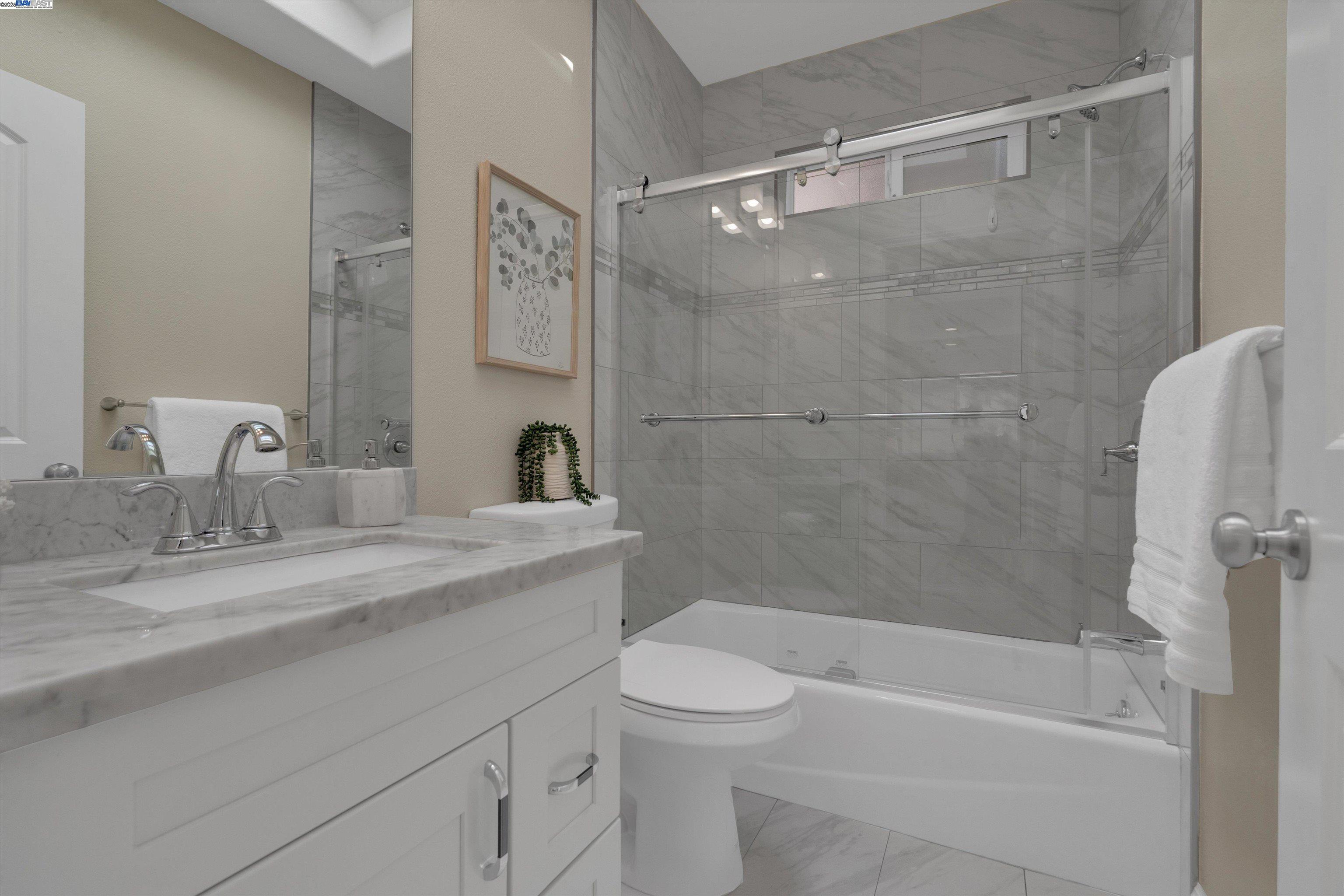 Detail Gallery Image 21 of 32 For 4433 Fair Ave, Oakland,  CA 94619 - 4 Beds | 3 Baths