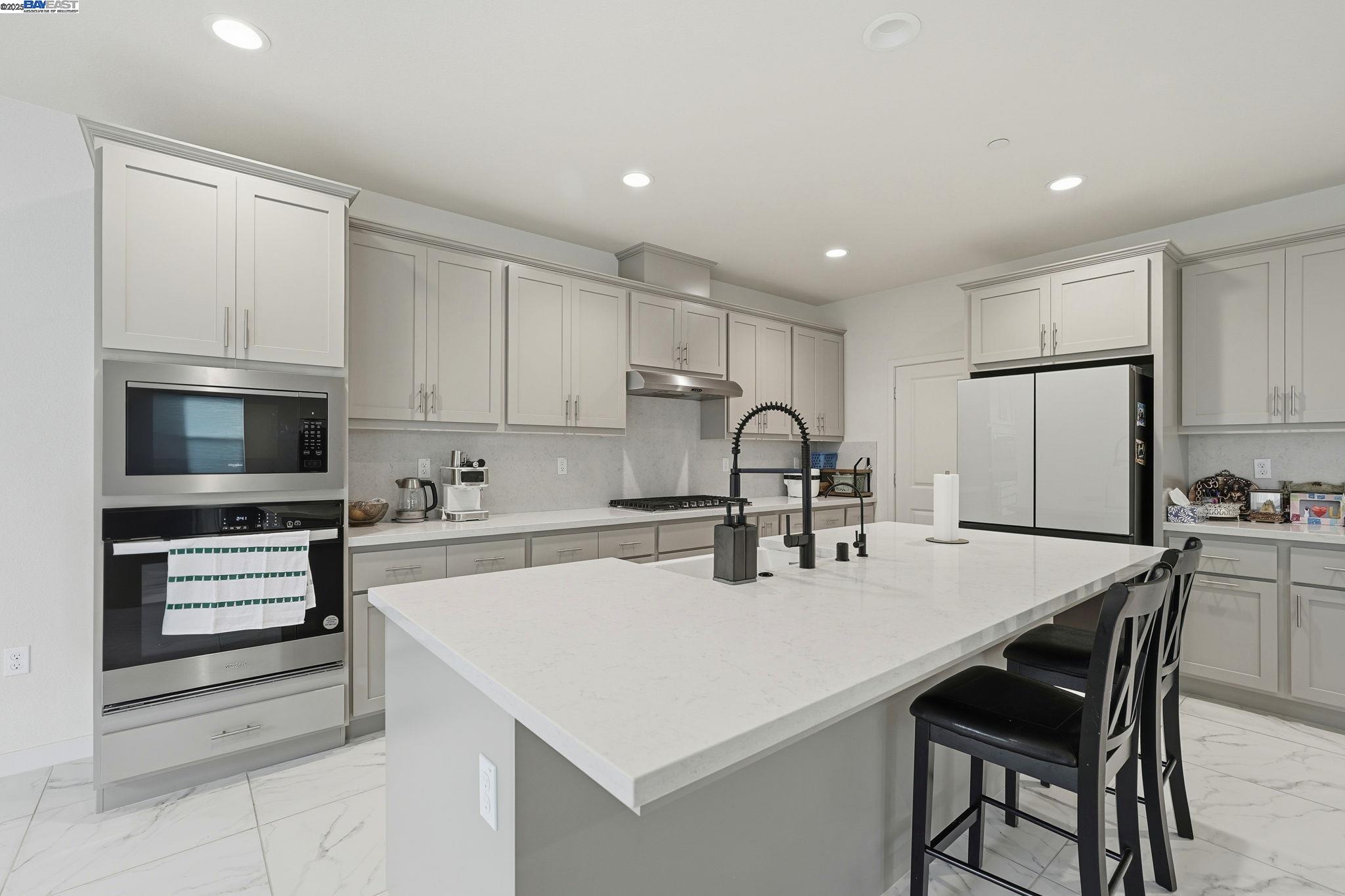 Detail Gallery Image 15 of 60 For 3039 Paxton Ct, Lathrop,  CA 95330 - 5 Beds | 4/1 Baths