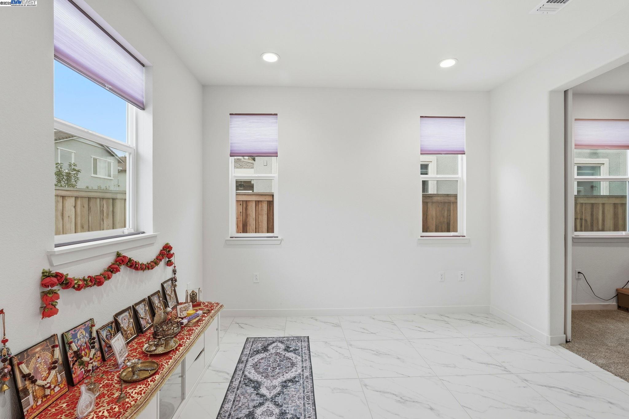 Detail Gallery Image 21 of 60 For 3039 Paxton Ct, Lathrop,  CA 95330 - 5 Beds | 4/1 Baths