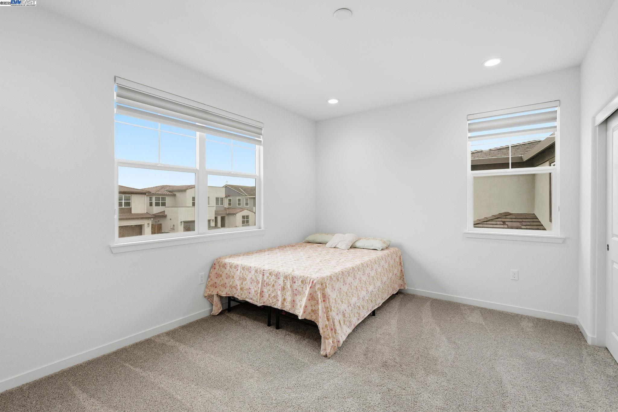 Detail Gallery Image 32 of 60 For 3039 Paxton Ct, Lathrop,  CA 95330 - 5 Beds | 4/1 Baths