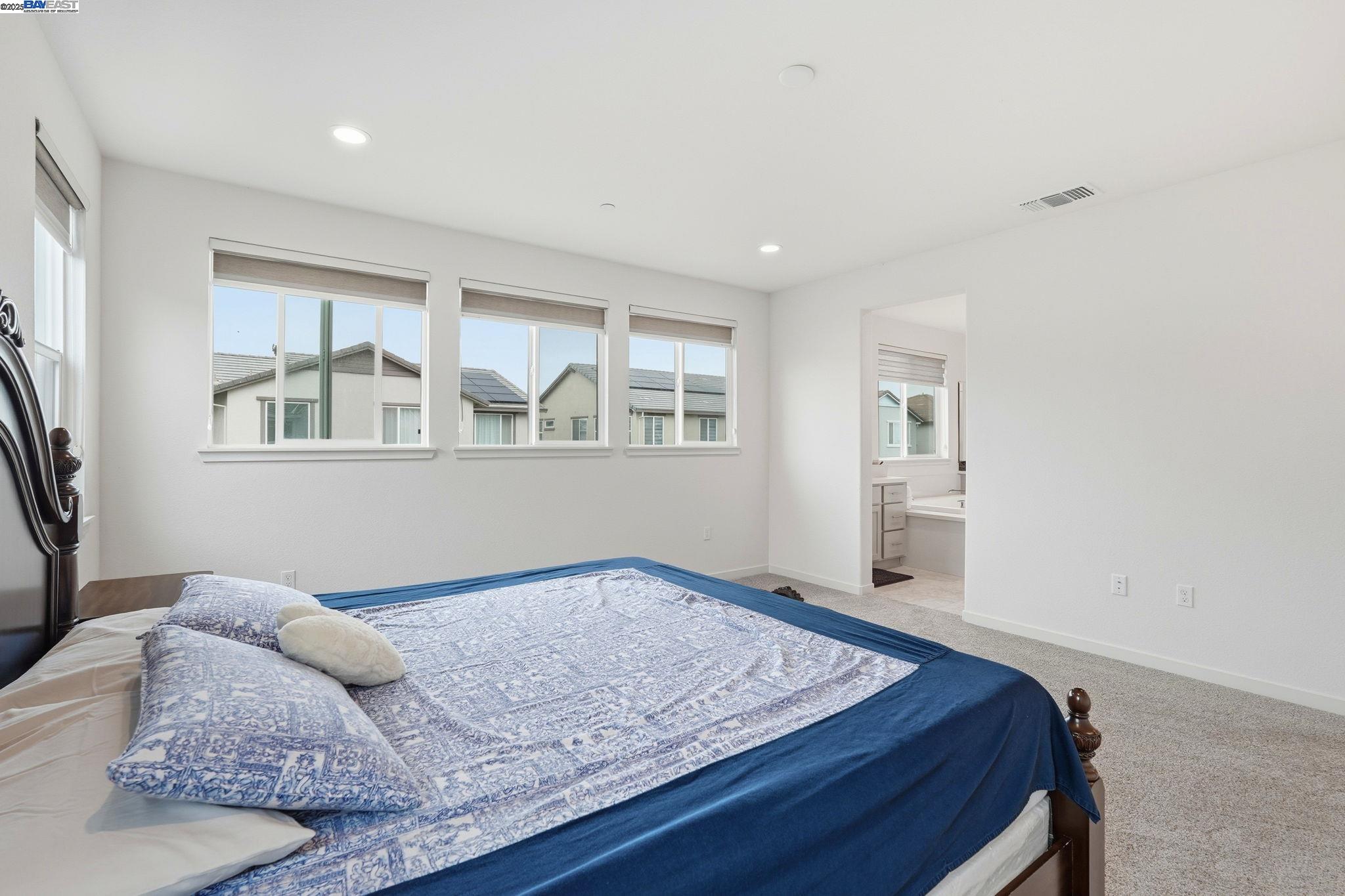 Detail Gallery Image 40 of 60 For 3039 Paxton Ct, Lathrop,  CA 95330 - 5 Beds | 4/1 Baths