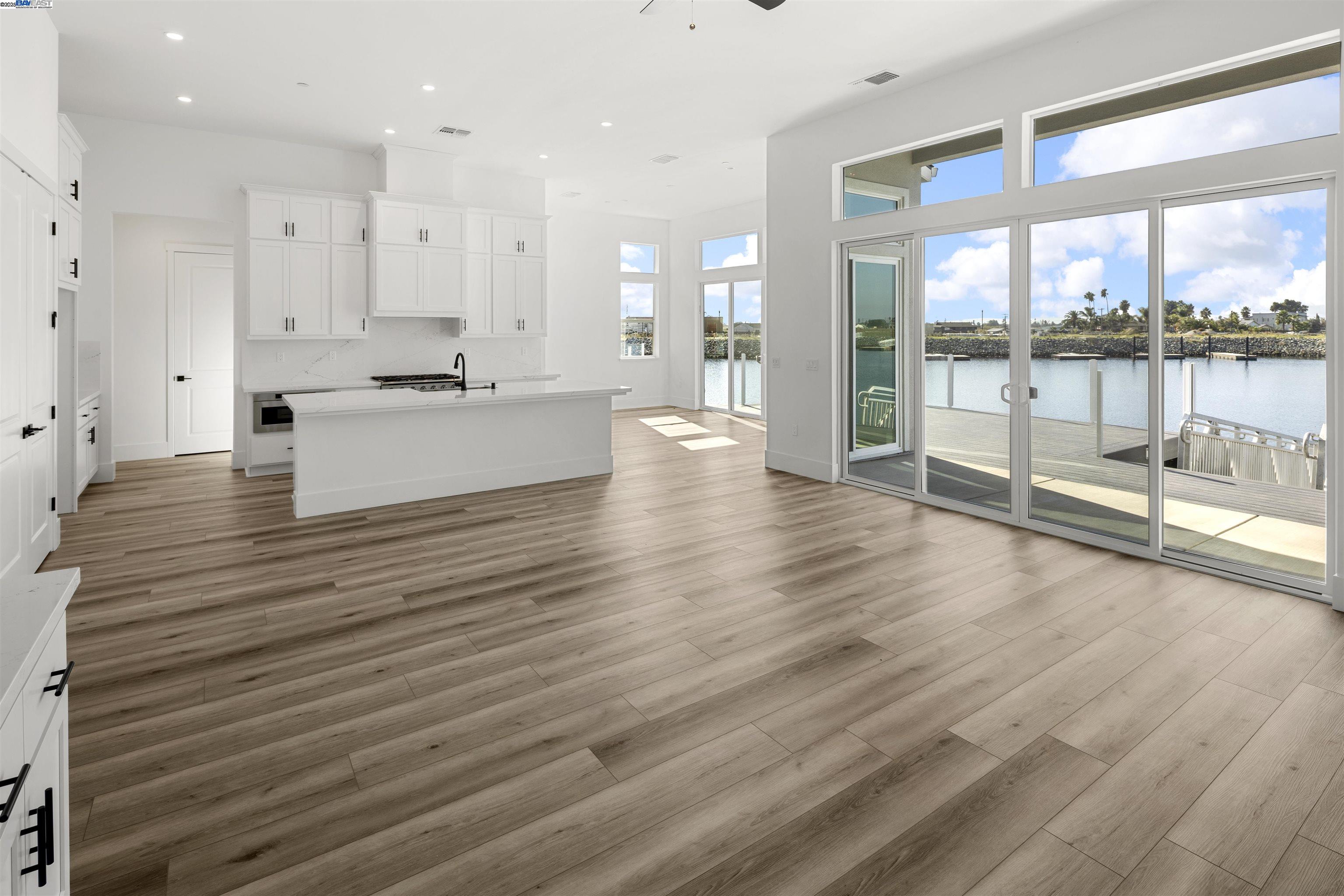 Detail Gallery Image 9 of 34 For 6012 Windsweep Road, Bethel Island,  CA 94511 - 3 Beds | 2 Baths