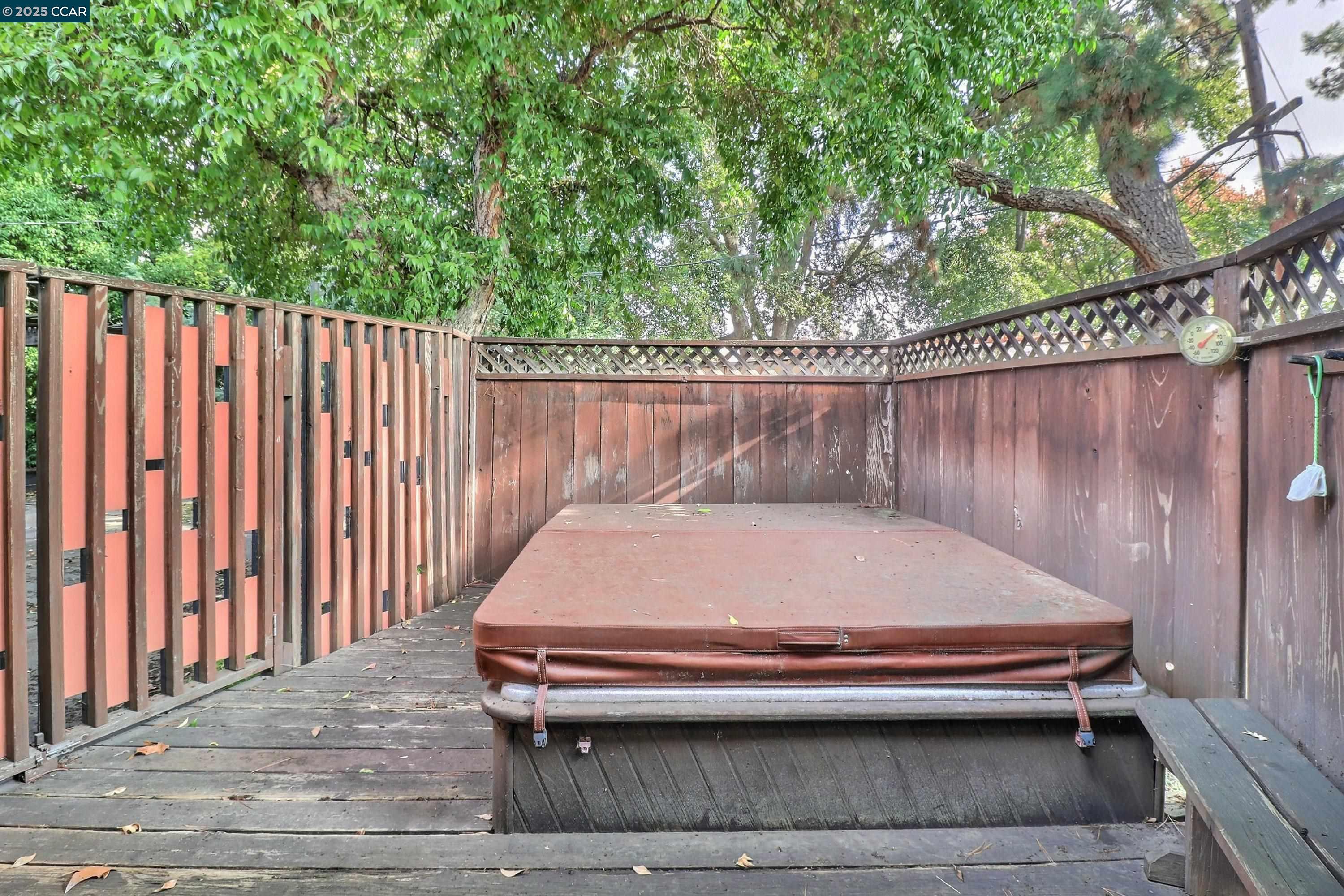 Detail Gallery Image 35 of 41 For 4420 Crestwood Cir, Concord,  CA 94521 - 4 Beds | 2 Baths