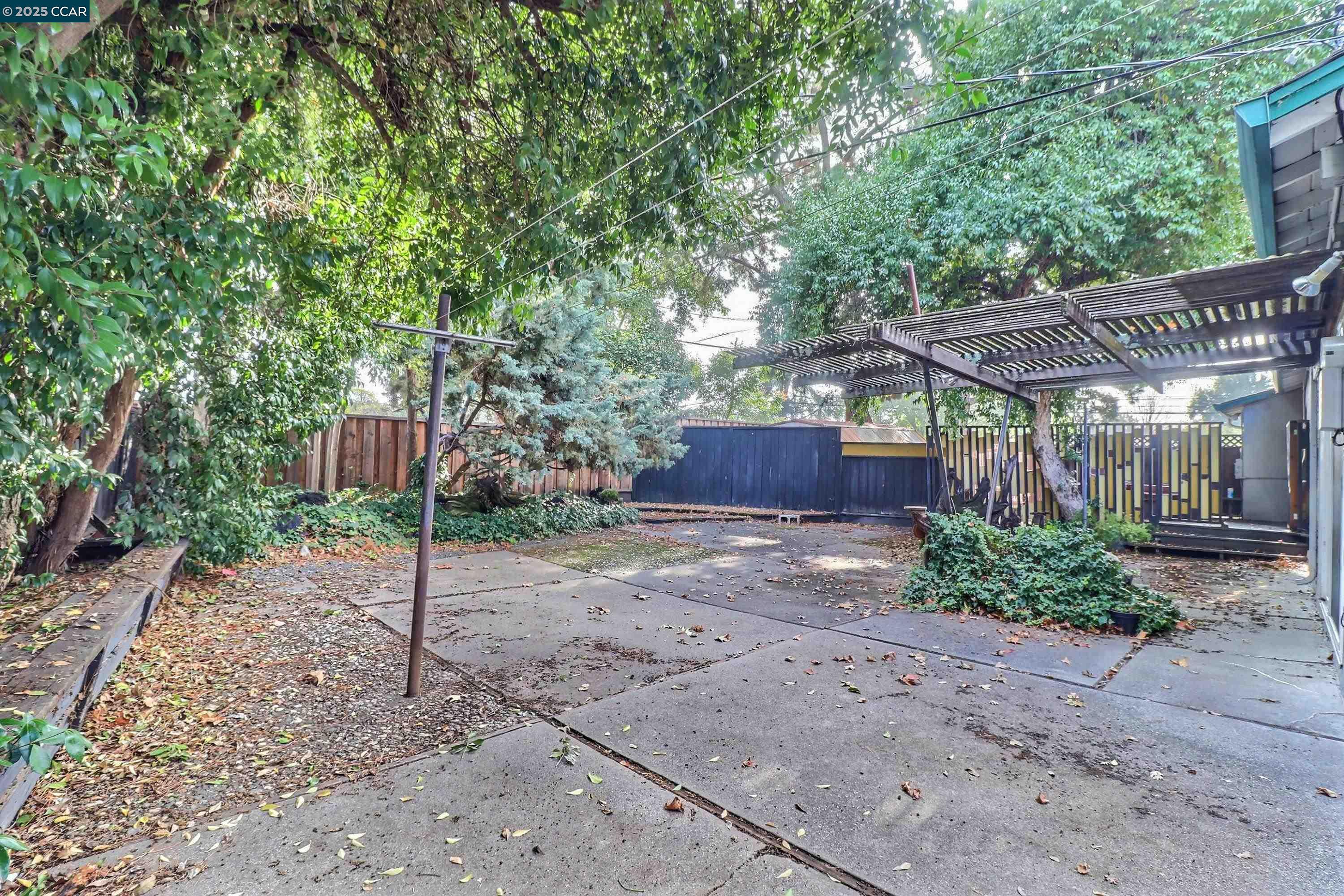 Detail Gallery Image 41 of 41 For 4420 Crestwood Cir, Concord,  CA 94521 - 4 Beds | 2 Baths