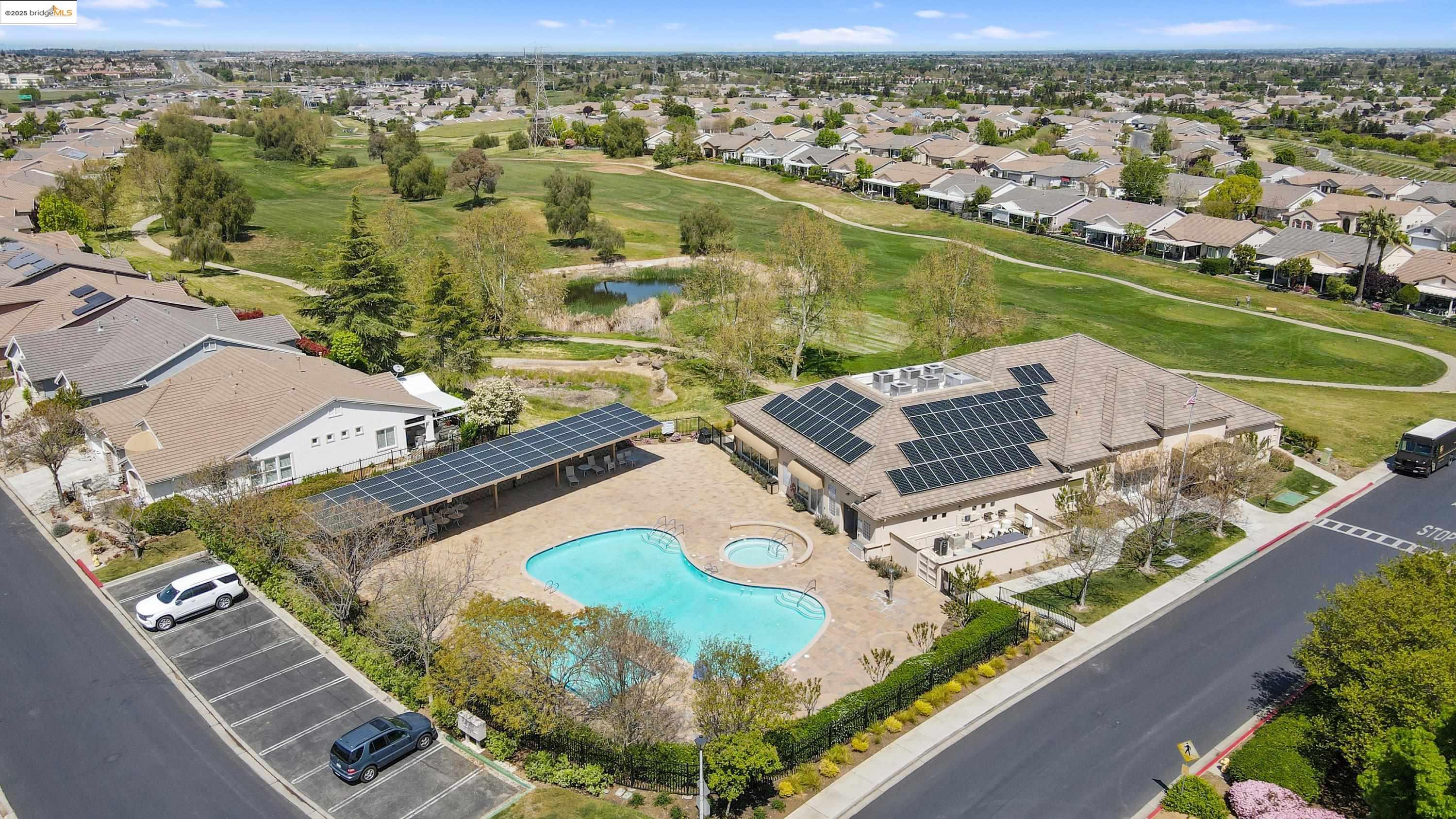 Detail Gallery Image 8 of 39 For 746 Richardson Dr, Brentwood,  CA 94513 - 2 Beds | 2 Baths