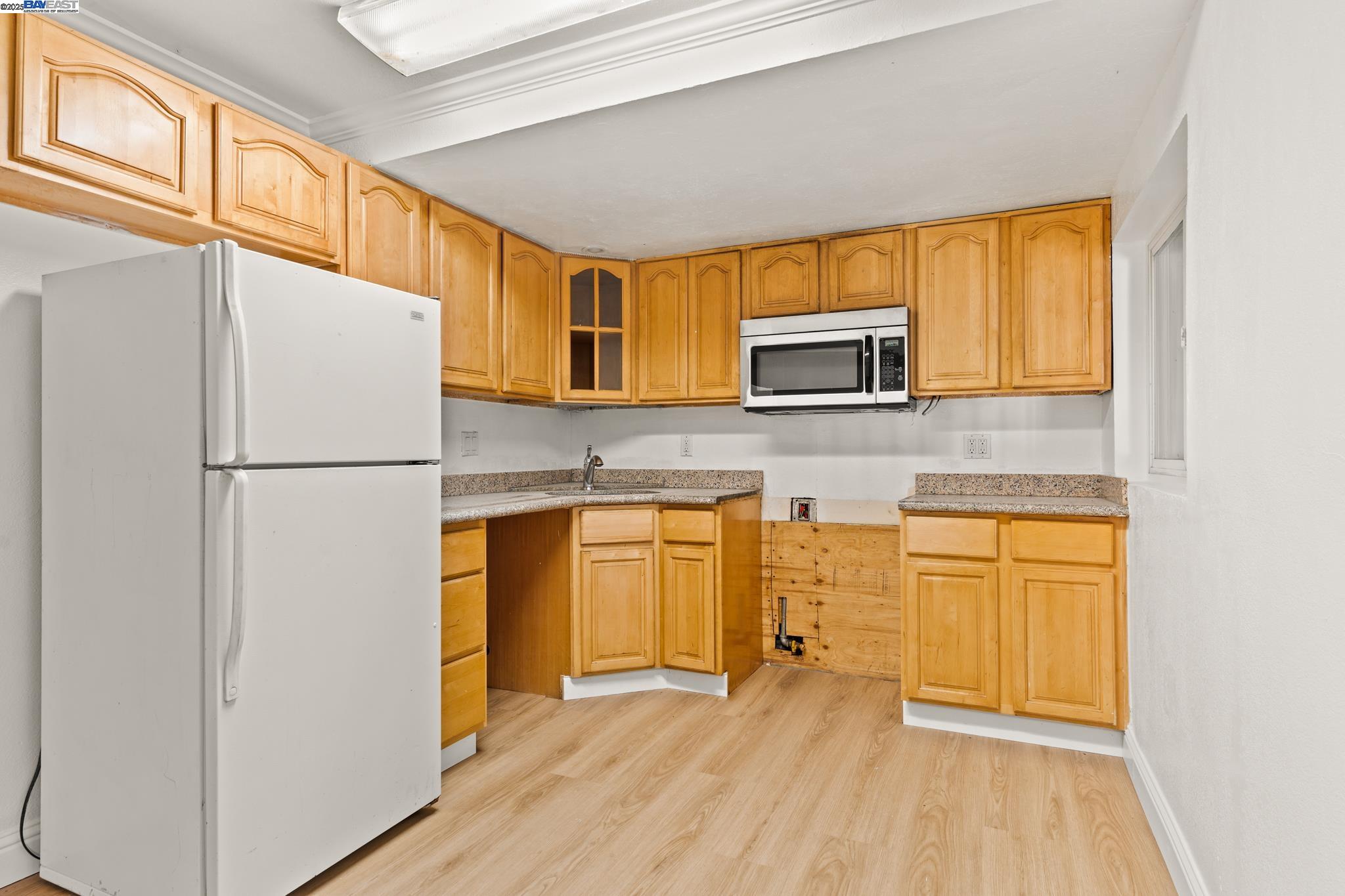 Detail Gallery Image 24 of 49 For 1015 82nd Ave, Oakland,  CA 94621 - 5 Beds | 3 Baths