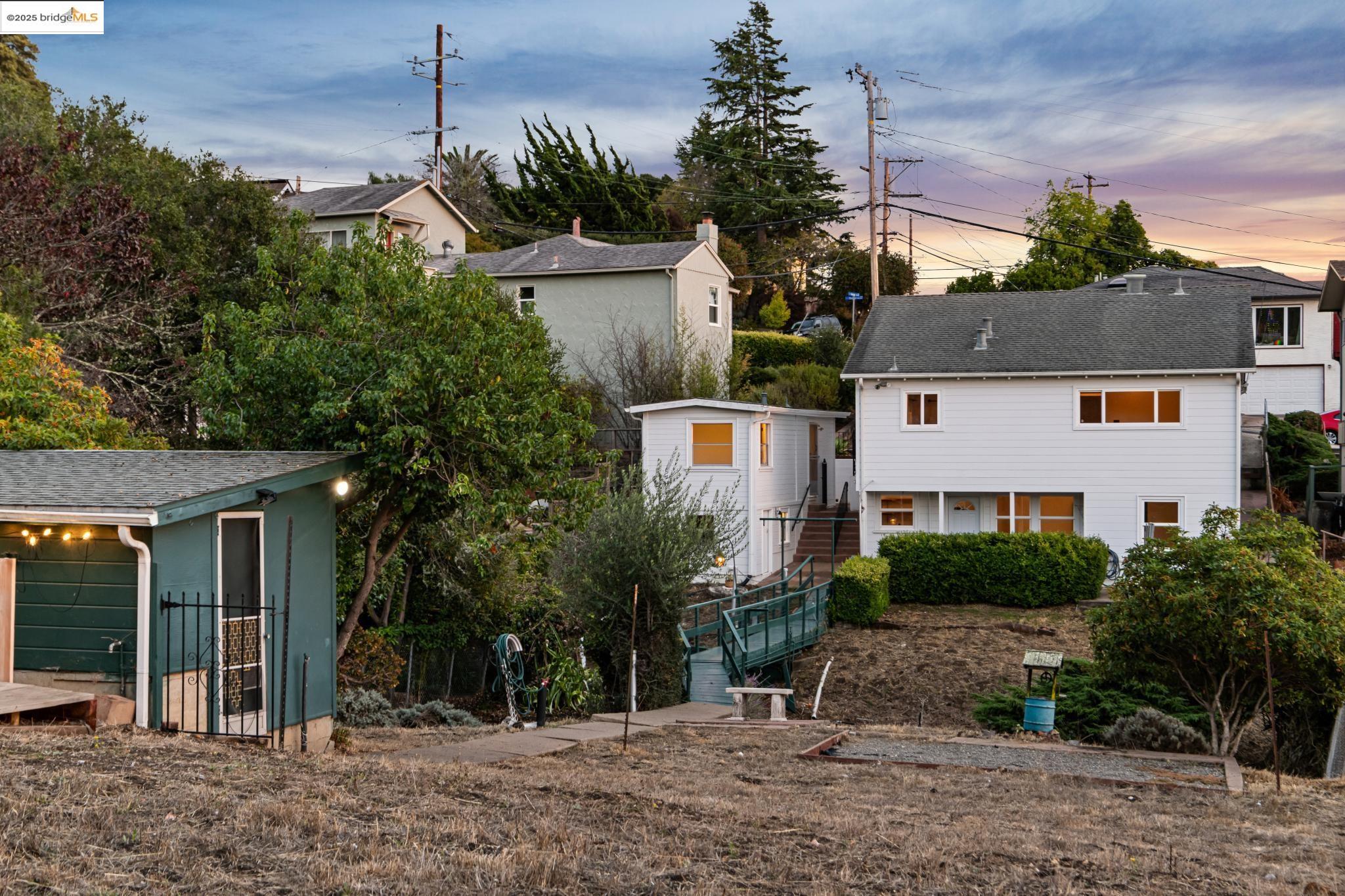 Detail Gallery Image 2 of 48 For 7553 Stockton, El Cerrito,  CA 94530 - – Beds | – Baths