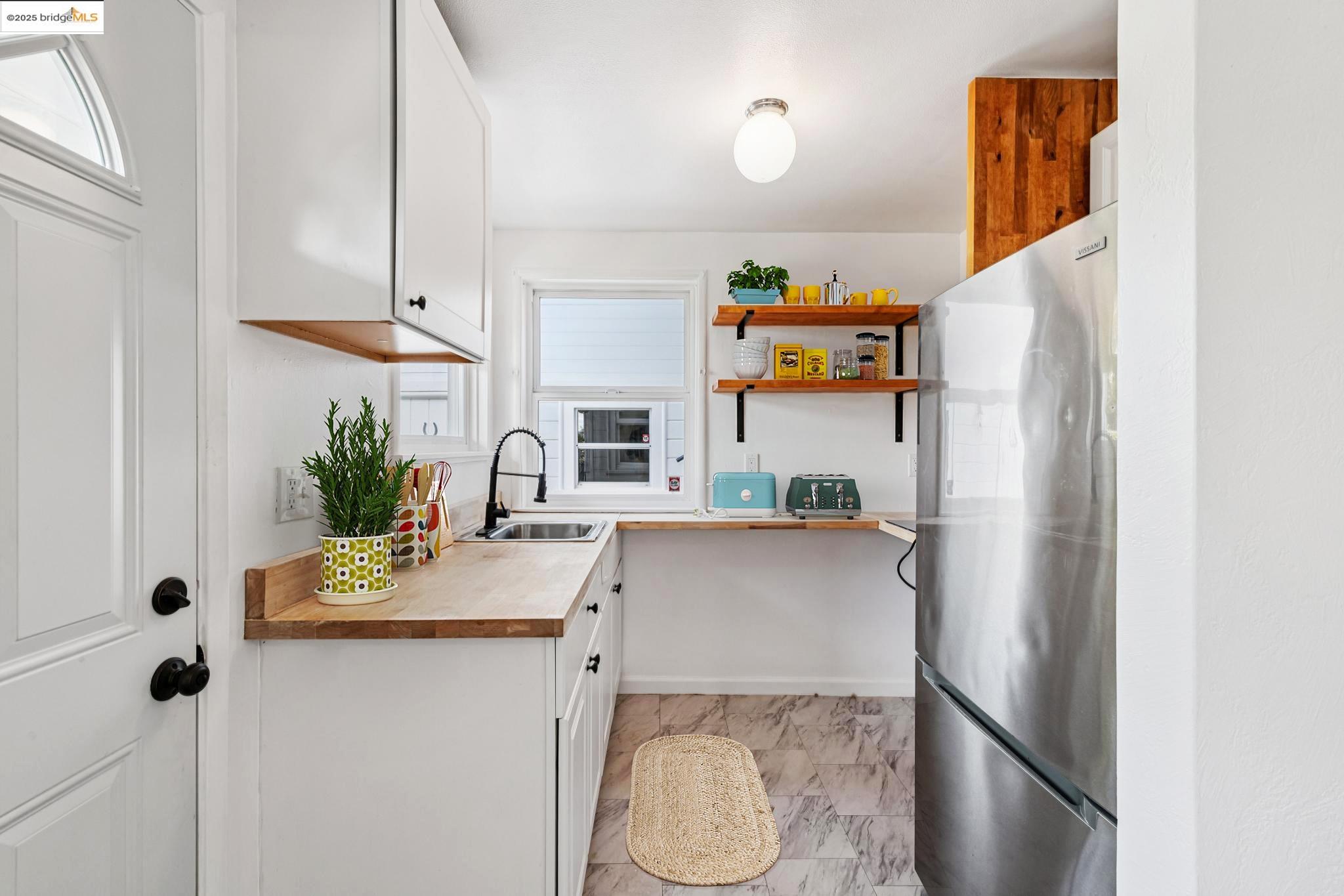 Detail Gallery Image 9 of 48 For 7553 Stockton, El Cerrito,  CA 94530 - – Beds | – Baths