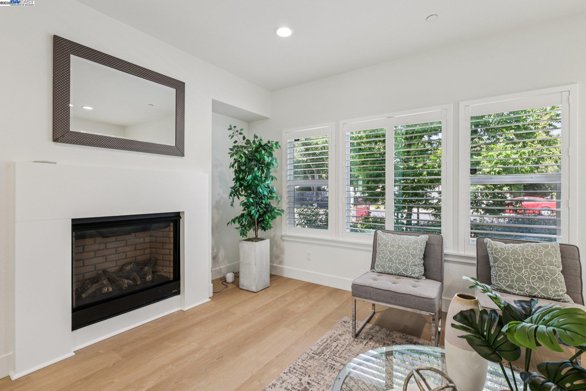 Detail Gallery Image 11 of 38 For 2145 Linden St, Livermore,  CA 94551 - 4 Beds | 3 Baths