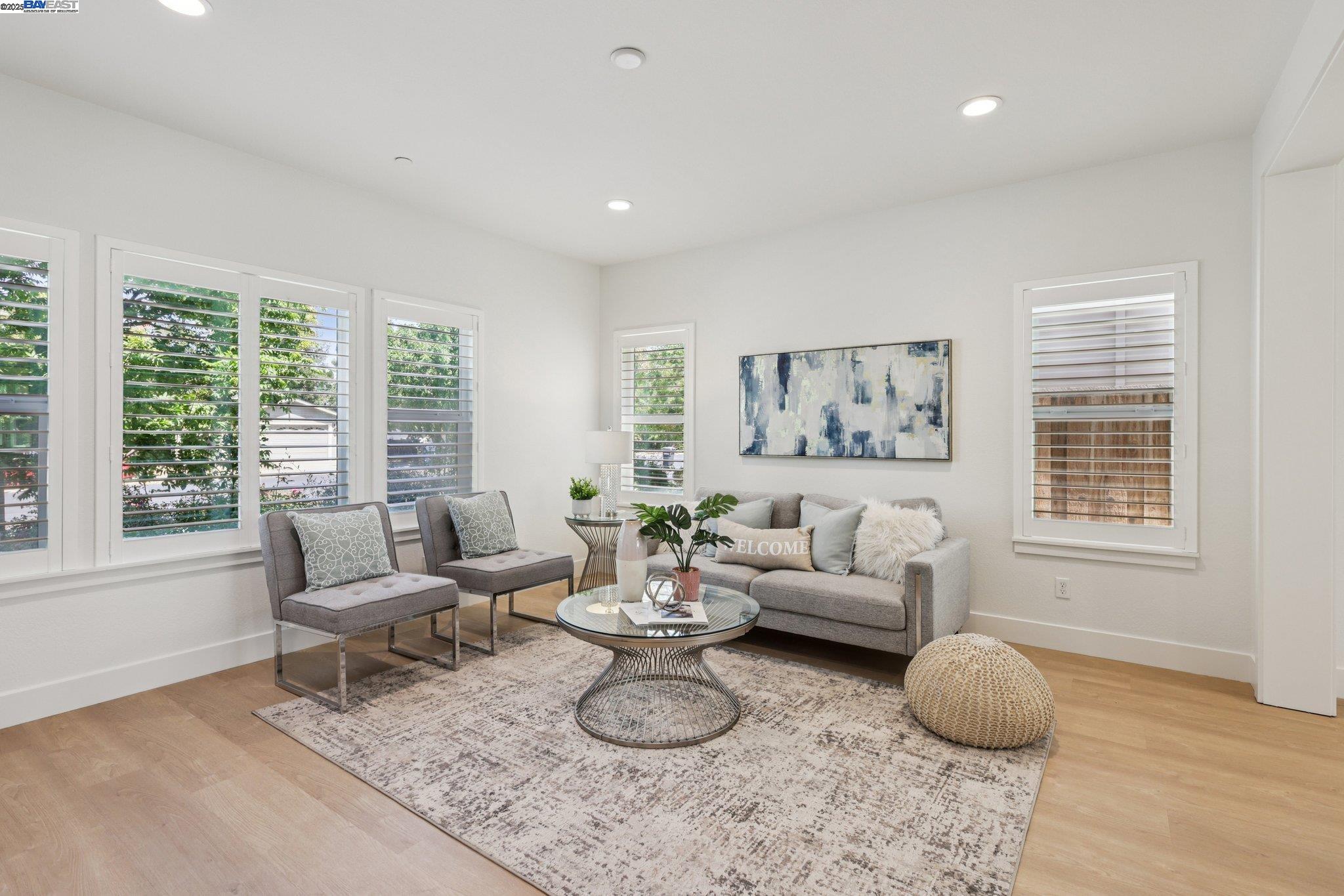 Detail Gallery Image 9 of 38 For 2145 Linden St, Livermore,  CA 94551 - 4 Beds | 3 Baths