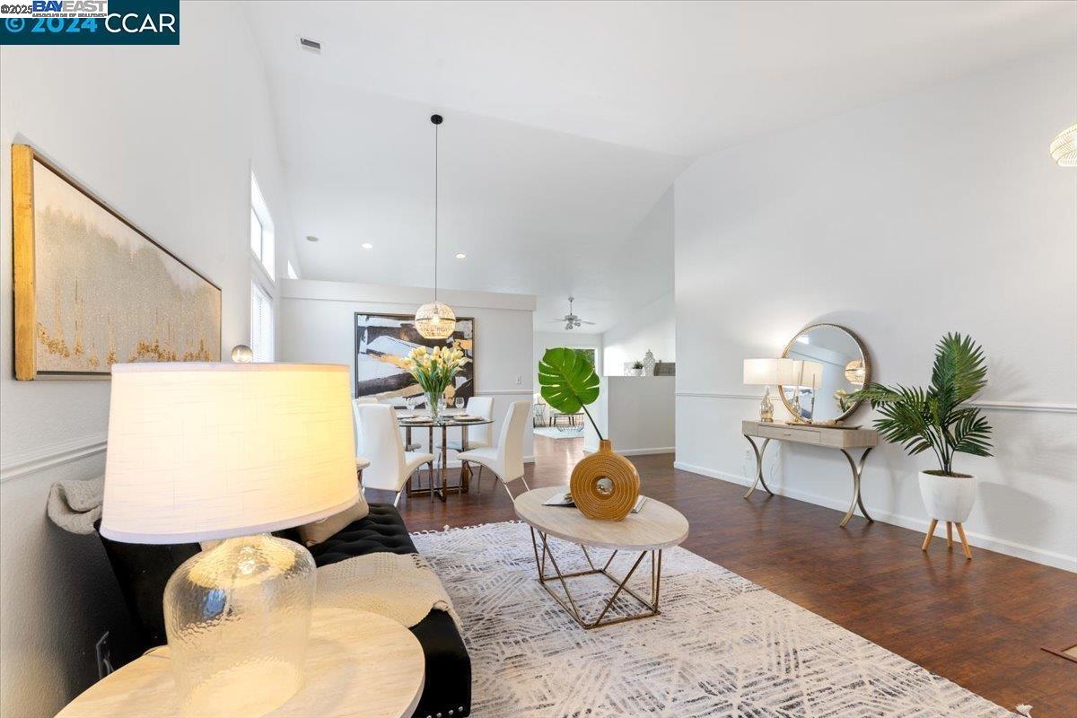 Detail Gallery Image 4 of 38 For 4675 Christenson St, Brentwood,  CA 94513 - 3 Beds | 2 Baths