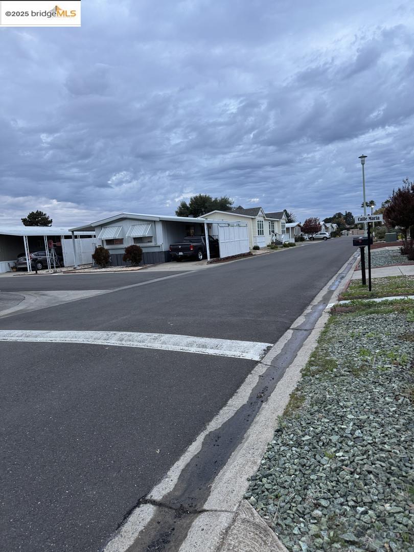 Detail Gallery Image 21 of 59 For 30 Calle Susana, Elk Grove,  CA 95624 - 3 Beds | 2 Baths