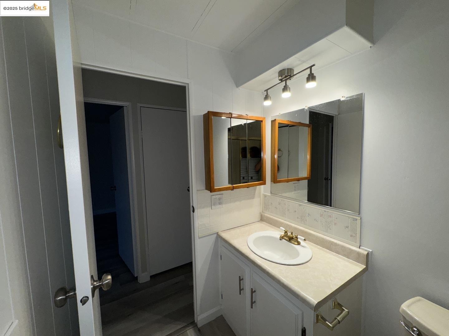 Detail Gallery Image 28 of 59 For 30 Calle Susana, Elk Grove,  CA 95624 - 3 Beds | 2 Baths