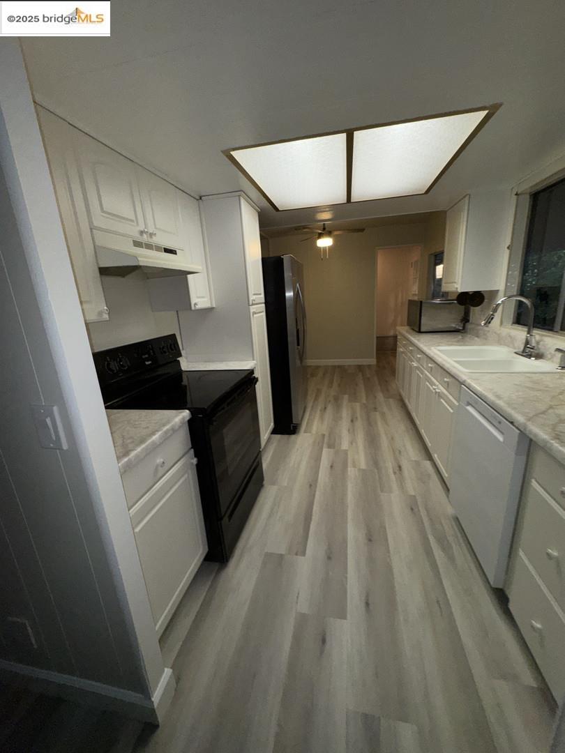 Detail Gallery Image 47 of 59 For 30 Calle Susana, Elk Grove,  CA 95624 - 3 Beds | 2 Baths