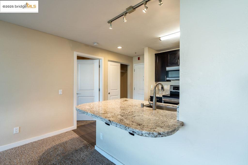 Photo #7: 41118431 Listing: Photo #7