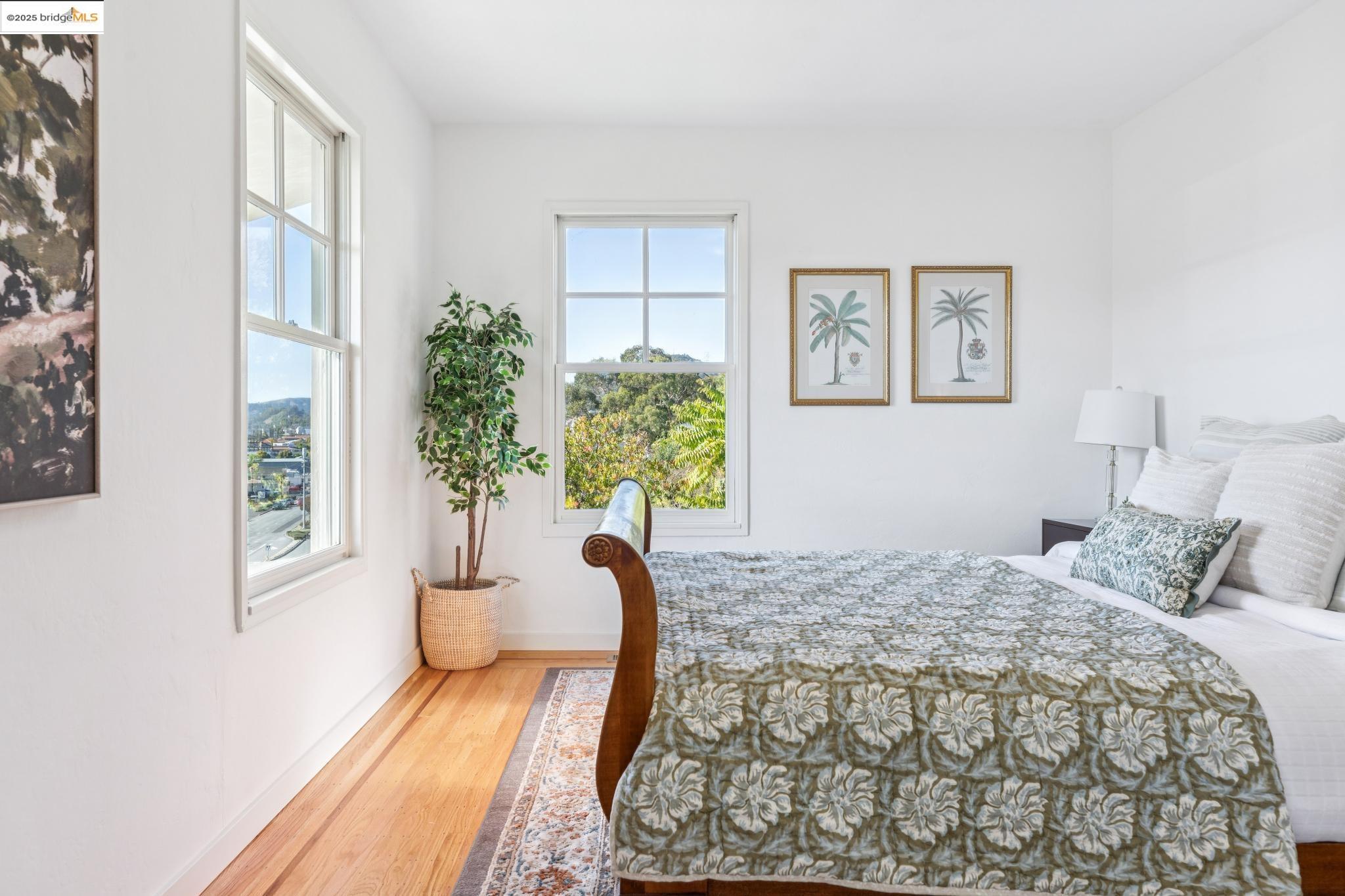 Detail Gallery Image 27 of 51 For 28 Marina Court Dr, San Rafael,  CA 94901 - 3 Beds | 2/1 Baths