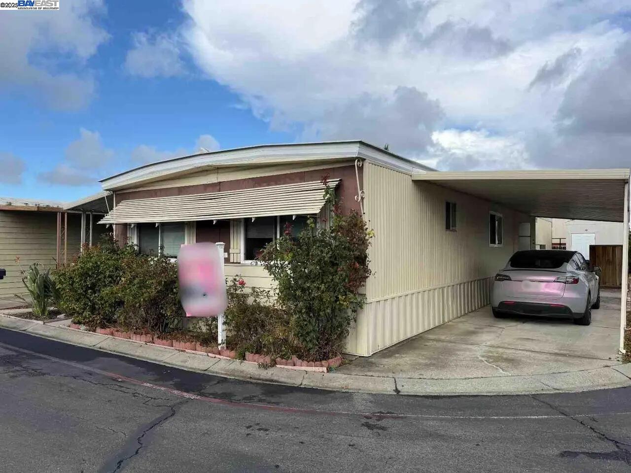 Detail Gallery Image 1 of 11 For 1220 Vienna Dr #552,  Sunnyvale,  CA 94089 - 3 Beds | 2 Baths