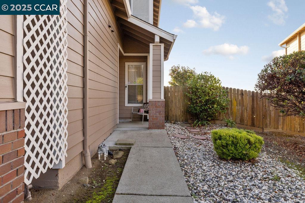 Detail Gallery Image 27 of 29 For 81 Del Sur St, Vallejo,  CA 94591 - 2 Beds | 2/1 Baths