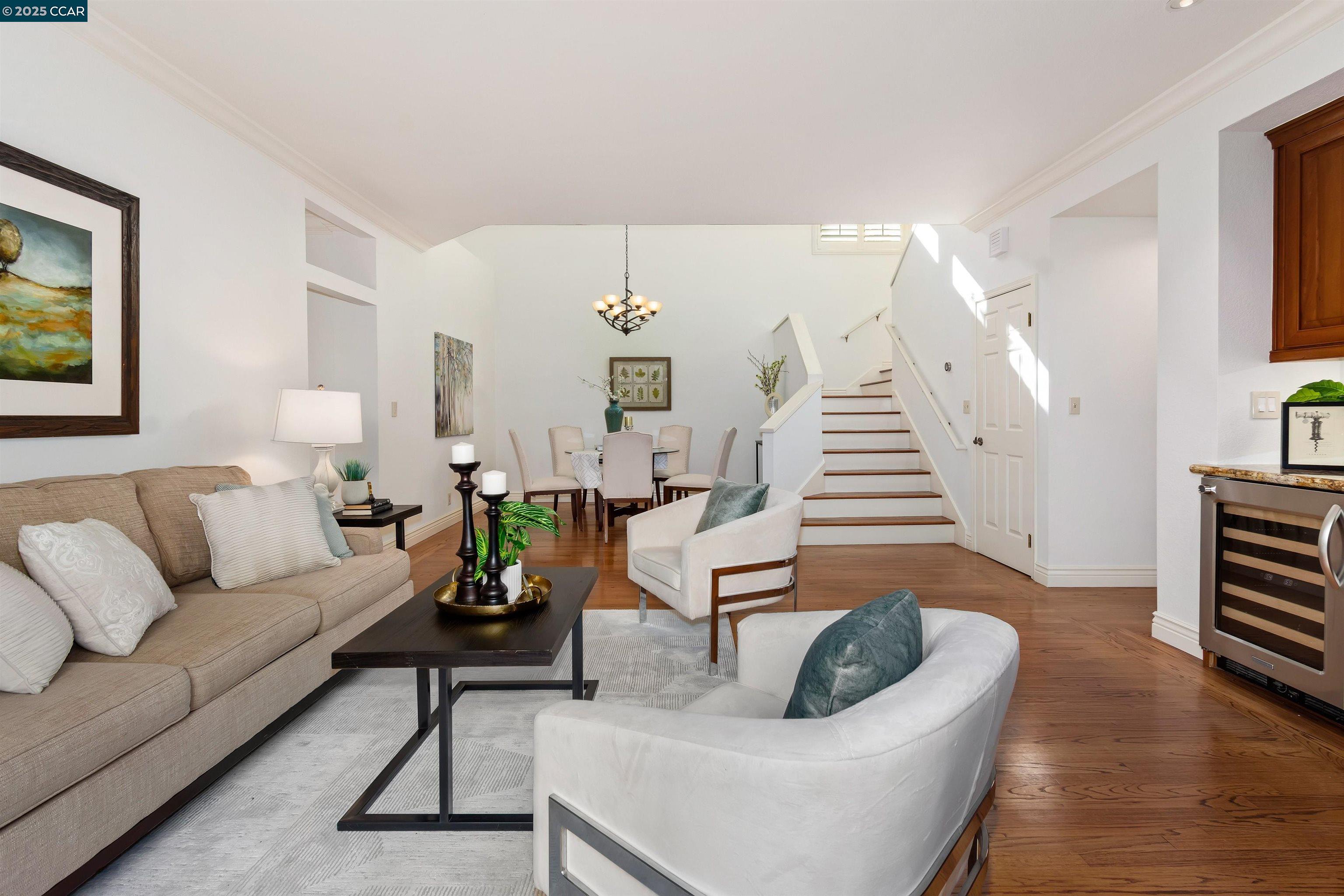 Detail Gallery Image 11 of 59 For 226 Lakeridge Way, San Ramon,  CA 94582 - 3 Beds | 2/1 Baths