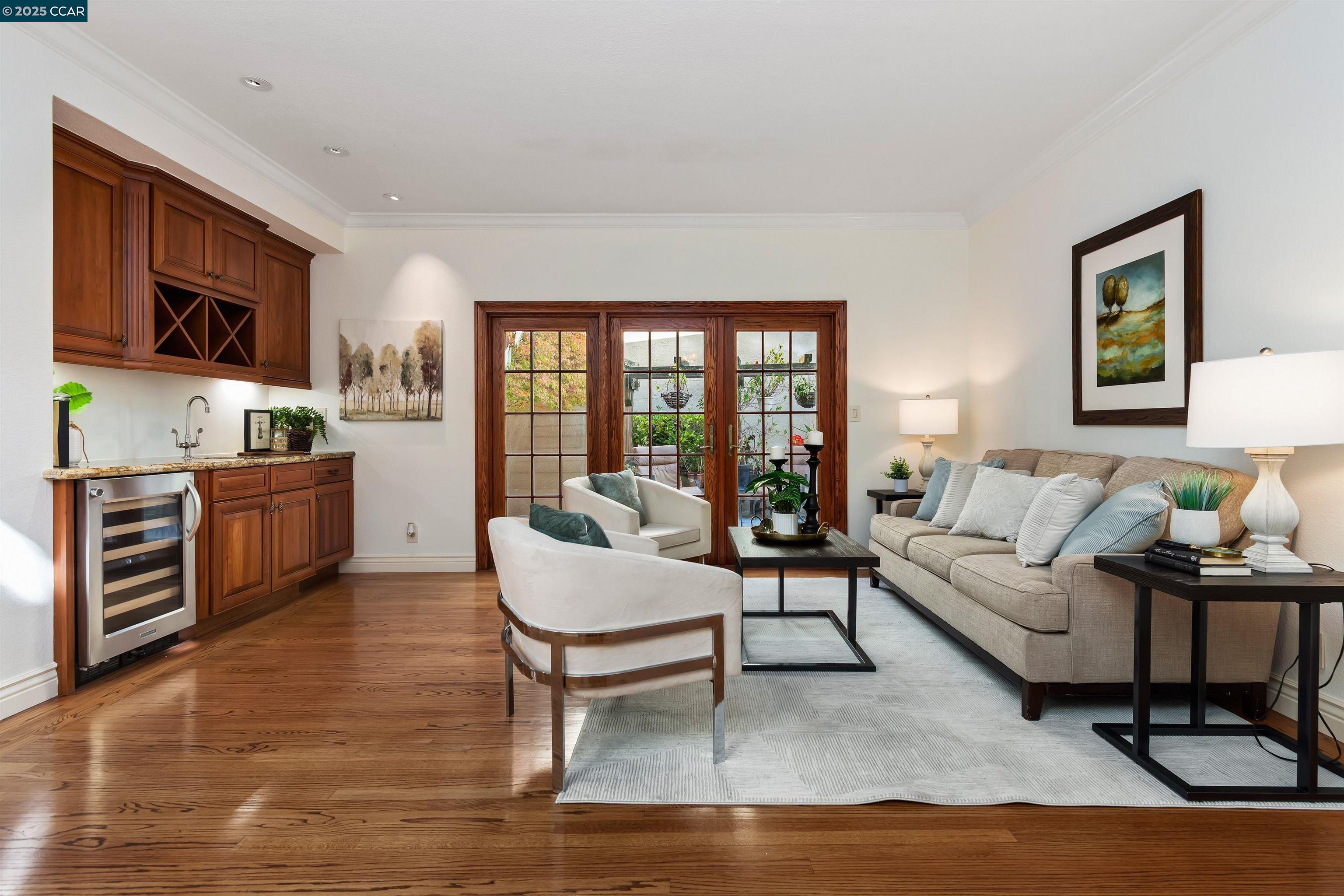 Detail Gallery Image 13 of 59 For 226 Lakeridge Way, San Ramon,  CA 94582 - 3 Beds | 2/1 Baths