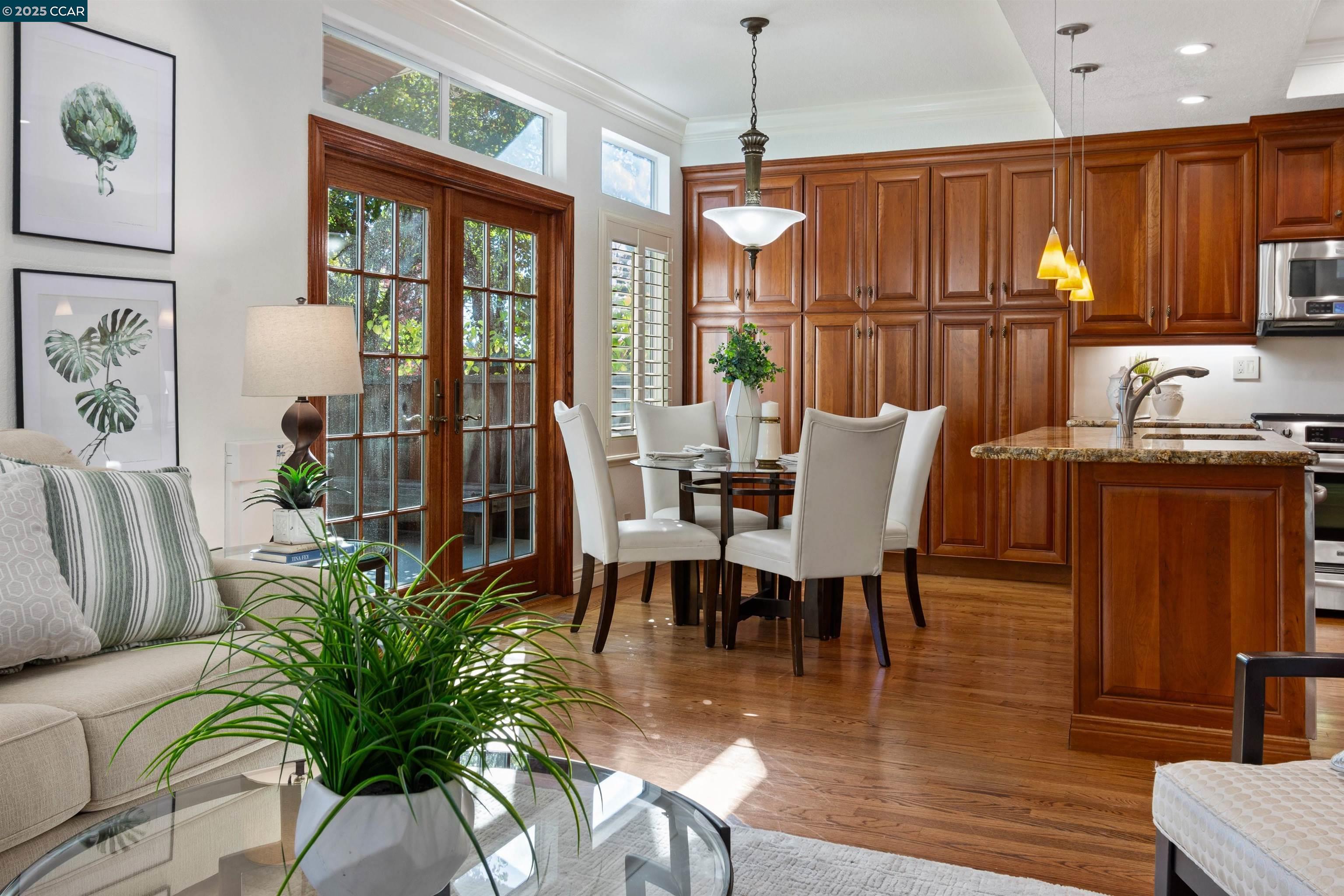 Detail Gallery Image 22 of 59 For 226 Lakeridge Way, San Ramon,  CA 94582 - 3 Beds | 2/1 Baths