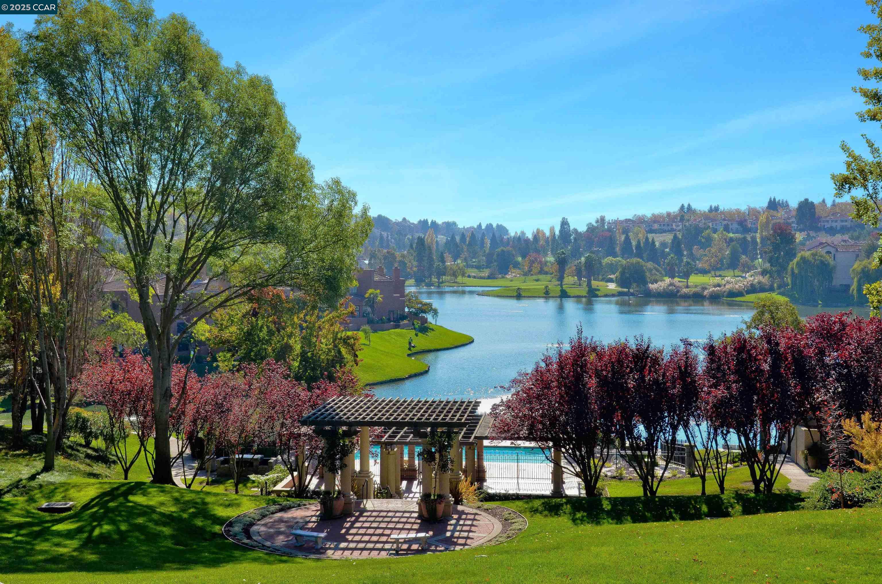 Detail Gallery Image 45 of 59 For 226 Lakeridge Way, San Ramon,  CA 94582 - 3 Beds | 2/1 Baths