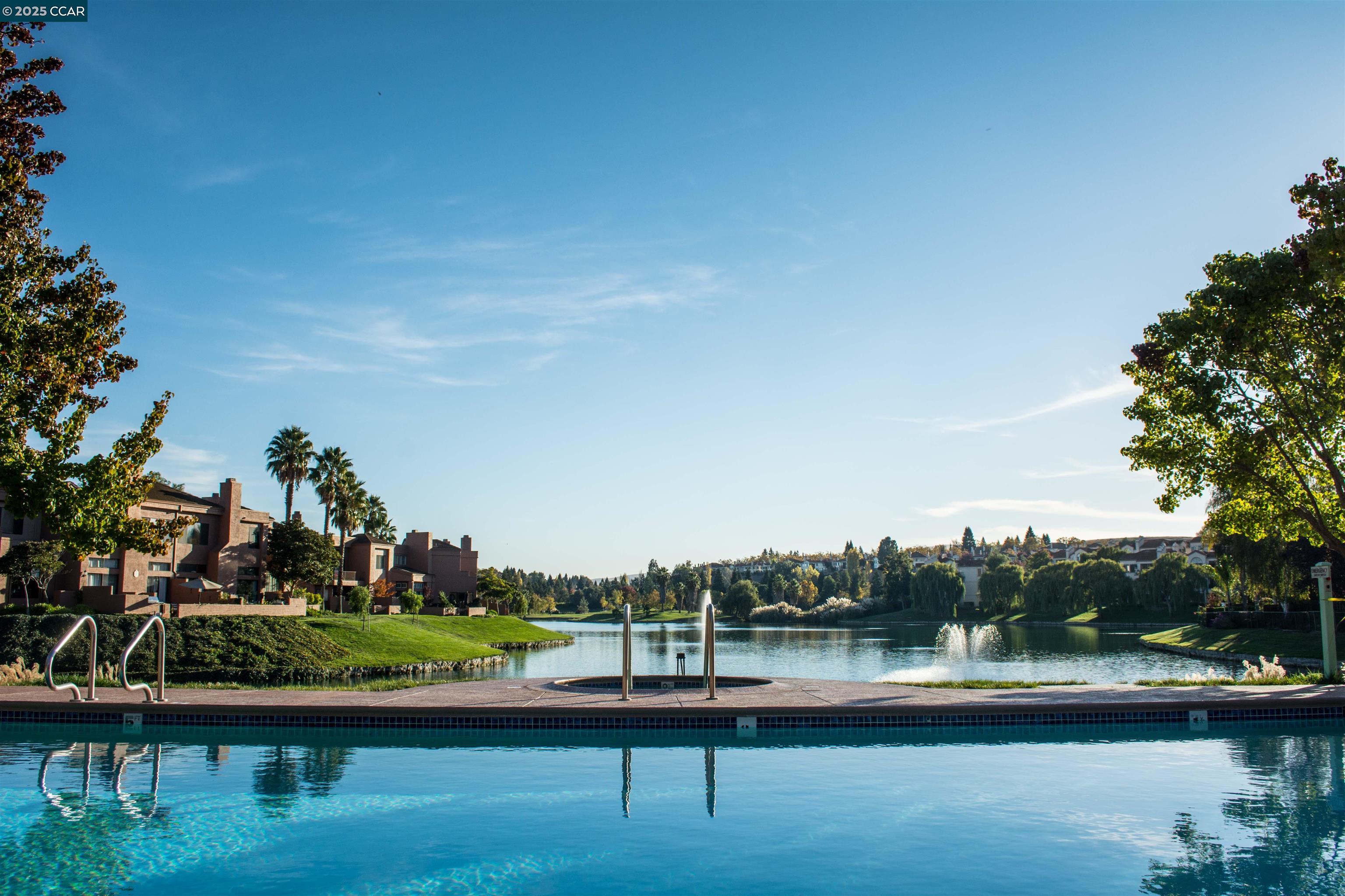 Detail Gallery Image 46 of 59 For 226 Lakeridge Way, San Ramon,  CA 94582 - 3 Beds | 2/1 Baths