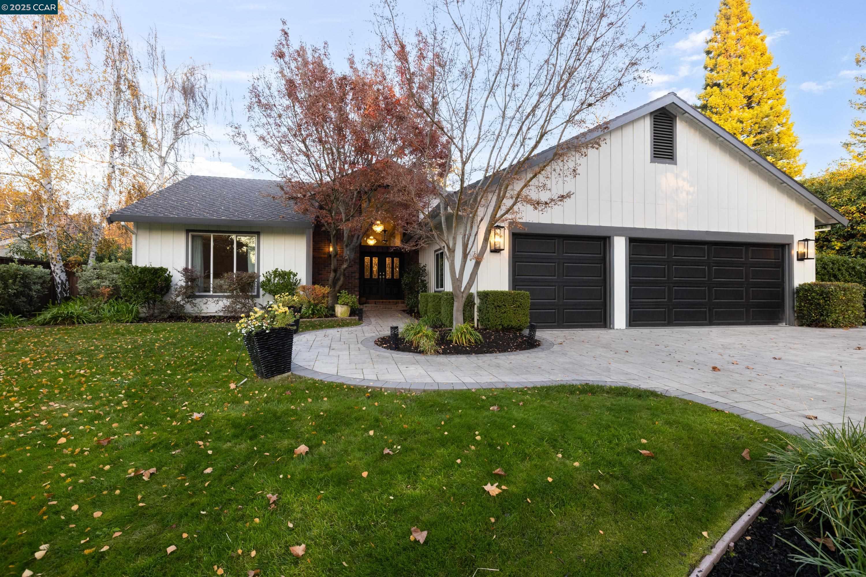 Detail Gallery Image 2 of 59 For 332 Red Maple Drive, Danville,  CA 94506 - 4 Beds | 3/1 Baths