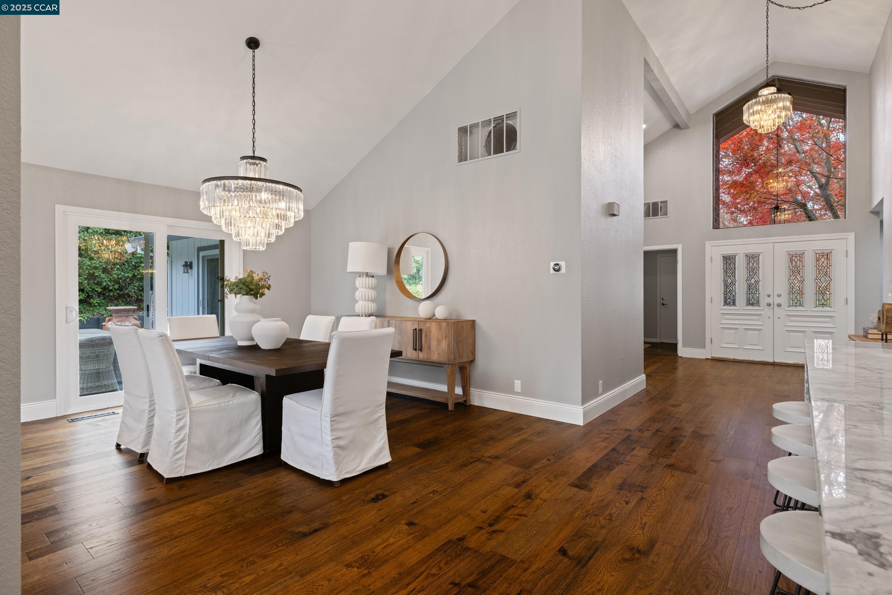Detail Gallery Image 14 of 59 For 332 Red Maple Drive, Danville,  CA 94506 - 4 Beds | 3/1 Baths
