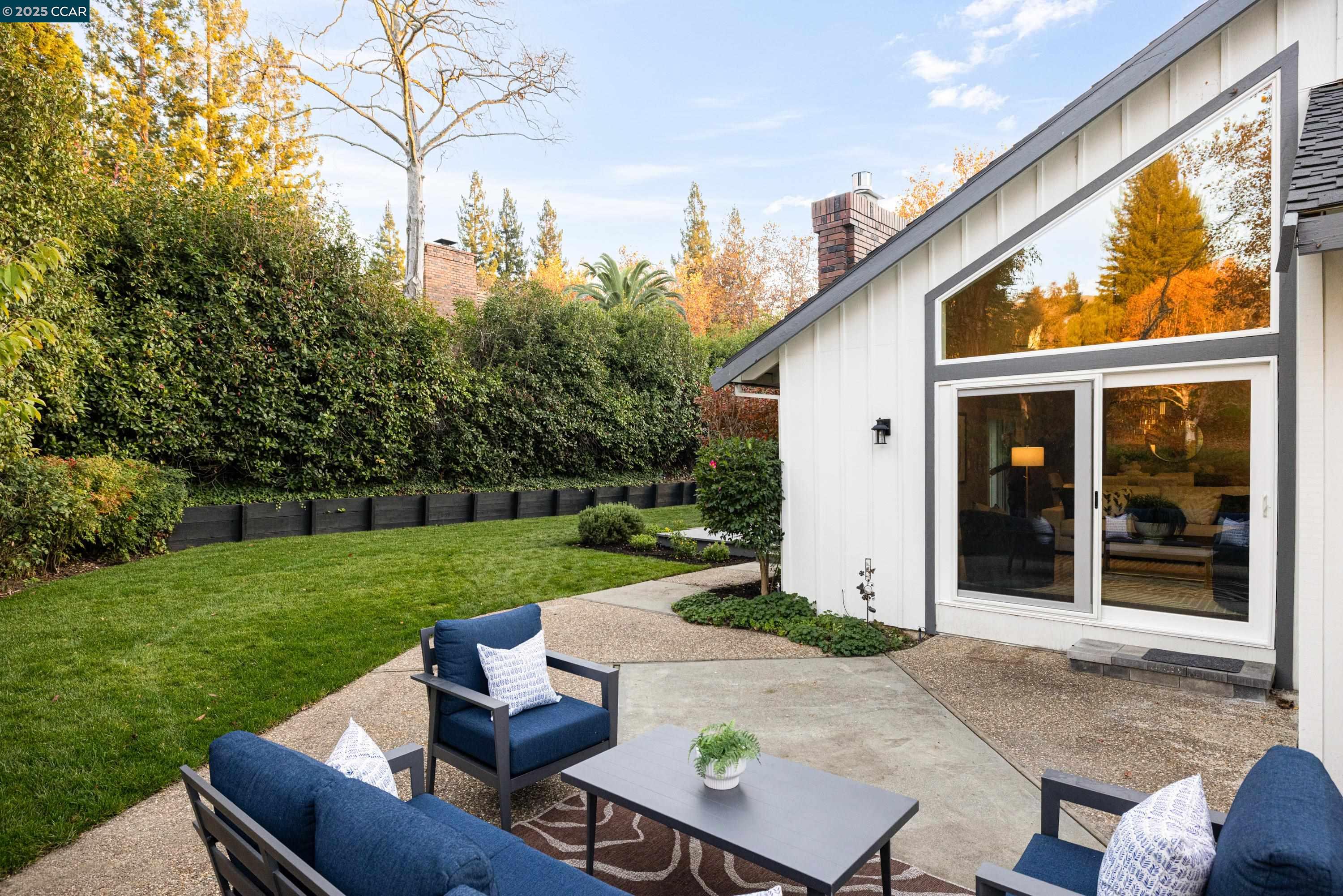 Detail Gallery Image 39 of 59 For 332 Red Maple Drive, Danville,  CA 94506 - 4 Beds | 3/1 Baths