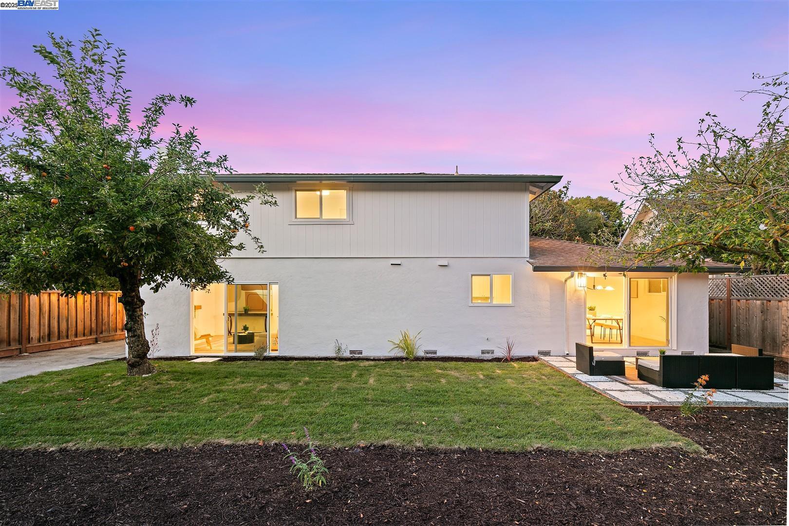 Detail Gallery Image 16 of 27 For 11733 Casa Linda Ct, Dublin,  CA 94568 - 4 Beds | 2/1 Baths