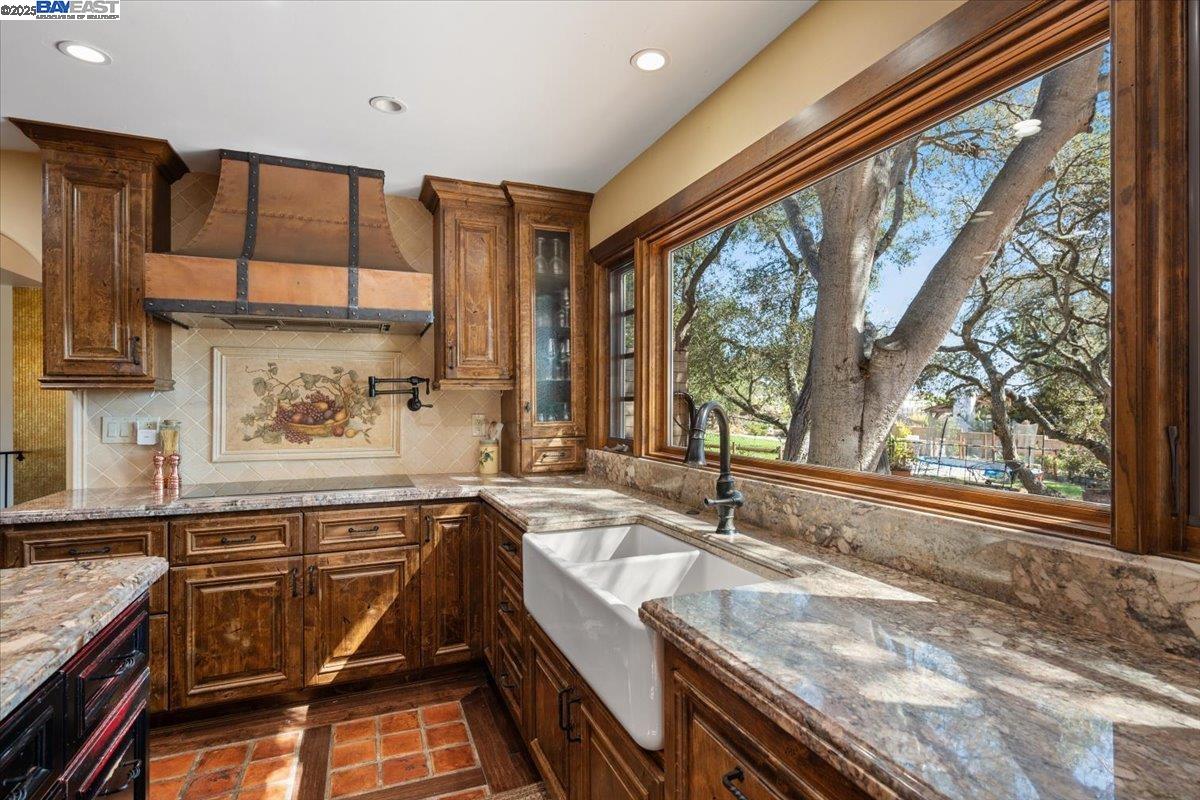 Detail Gallery Image 13 of 56 For 298 Saint Andrews Way, –,  CA 93436 - 5 Beds | 3 Baths