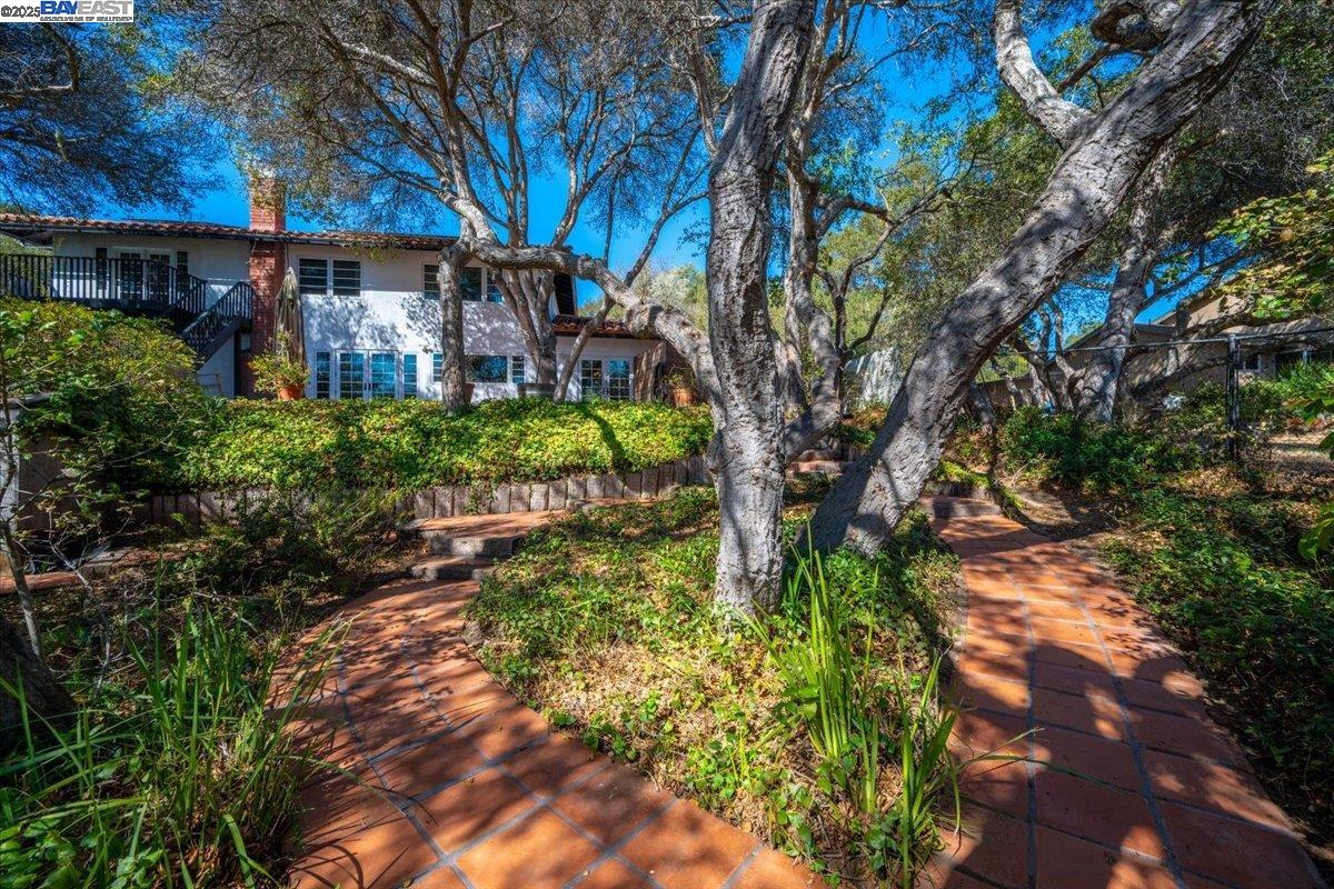 Detail Gallery Image 41 of 56 For 298 Saint Andrews Way, –,  CA 93436 - 5 Beds | 3 Baths