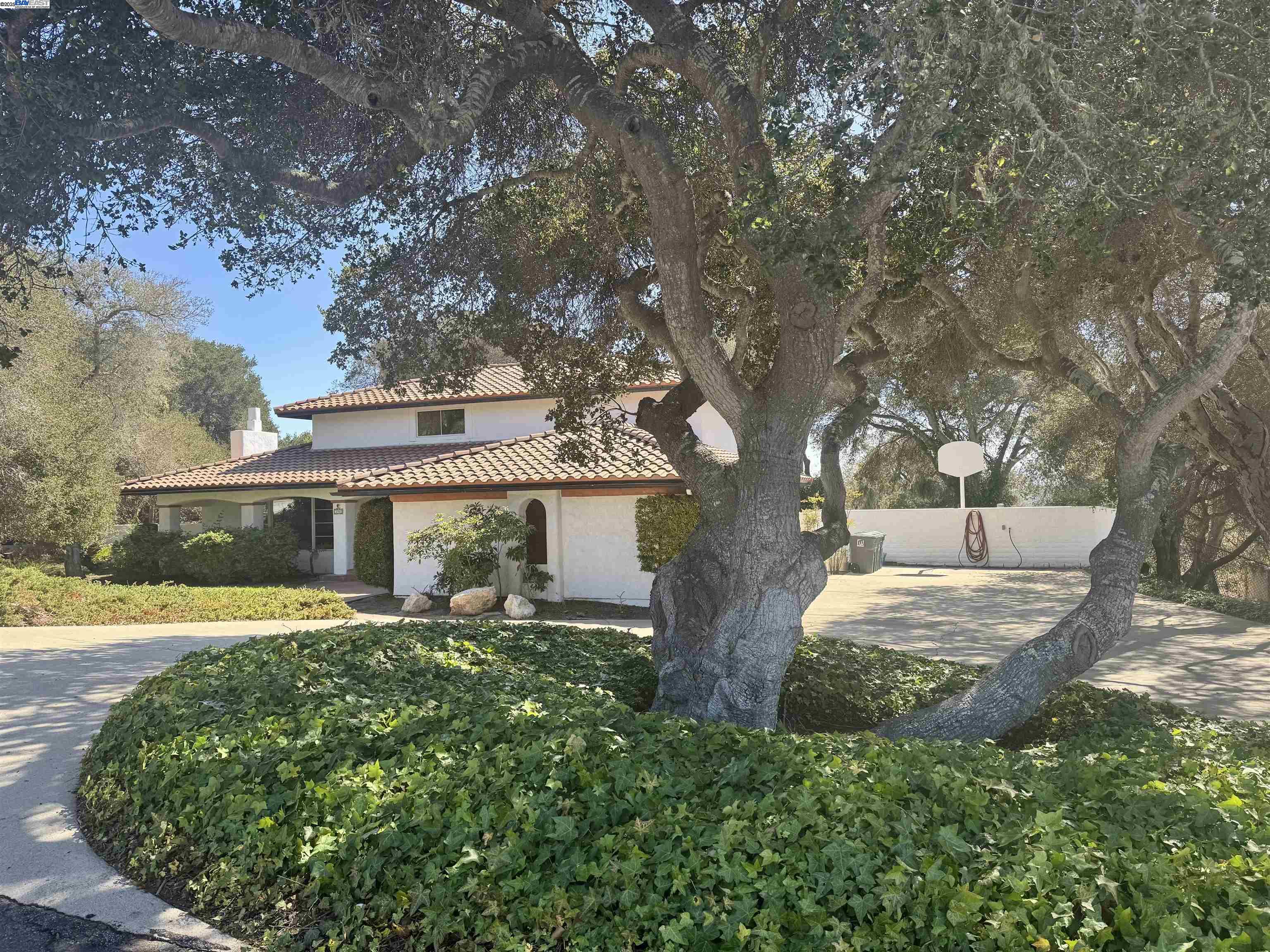 Detail Gallery Image 6 of 56 For 298 Saint Andrews Way, –,  CA 93436 - 5 Beds | 3 Baths