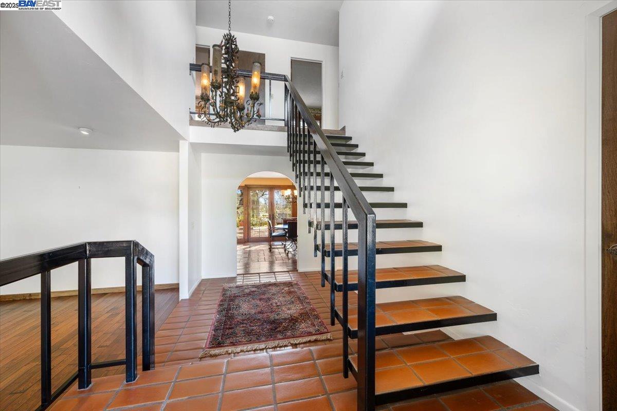 Detail Gallery Image 7 of 56 For 298 Saint Andrews Way, –,  CA 93436 - 5 Beds | 3 Baths