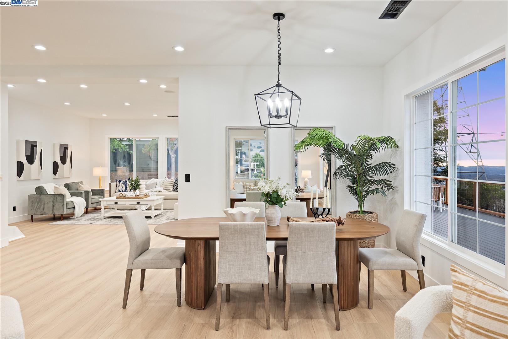 Detail Gallery Image 16 of 60 For 8053 Kelok Way, Clayton,  CA 94517 - 3 Beds | 2 Baths