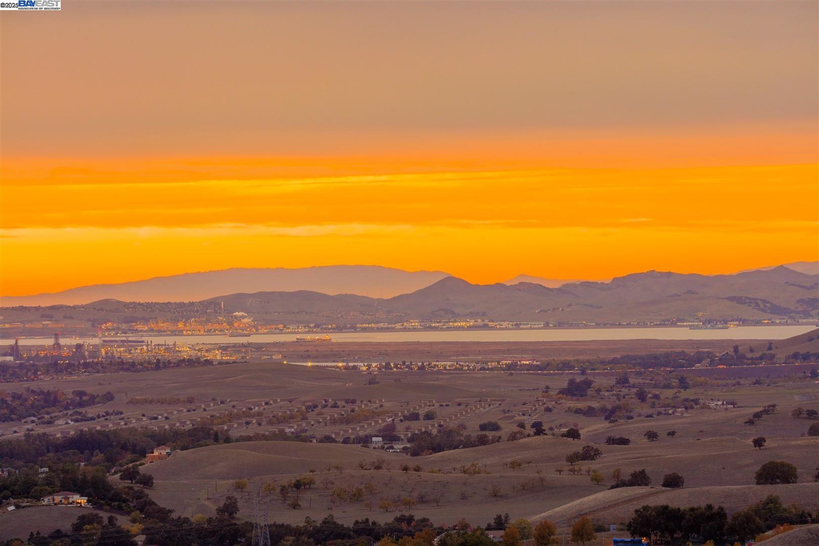 Detail Gallery Image 50 of 60 For 8053 Kelok Way, Clayton,  CA 94517 - 3 Beds | 2 Baths