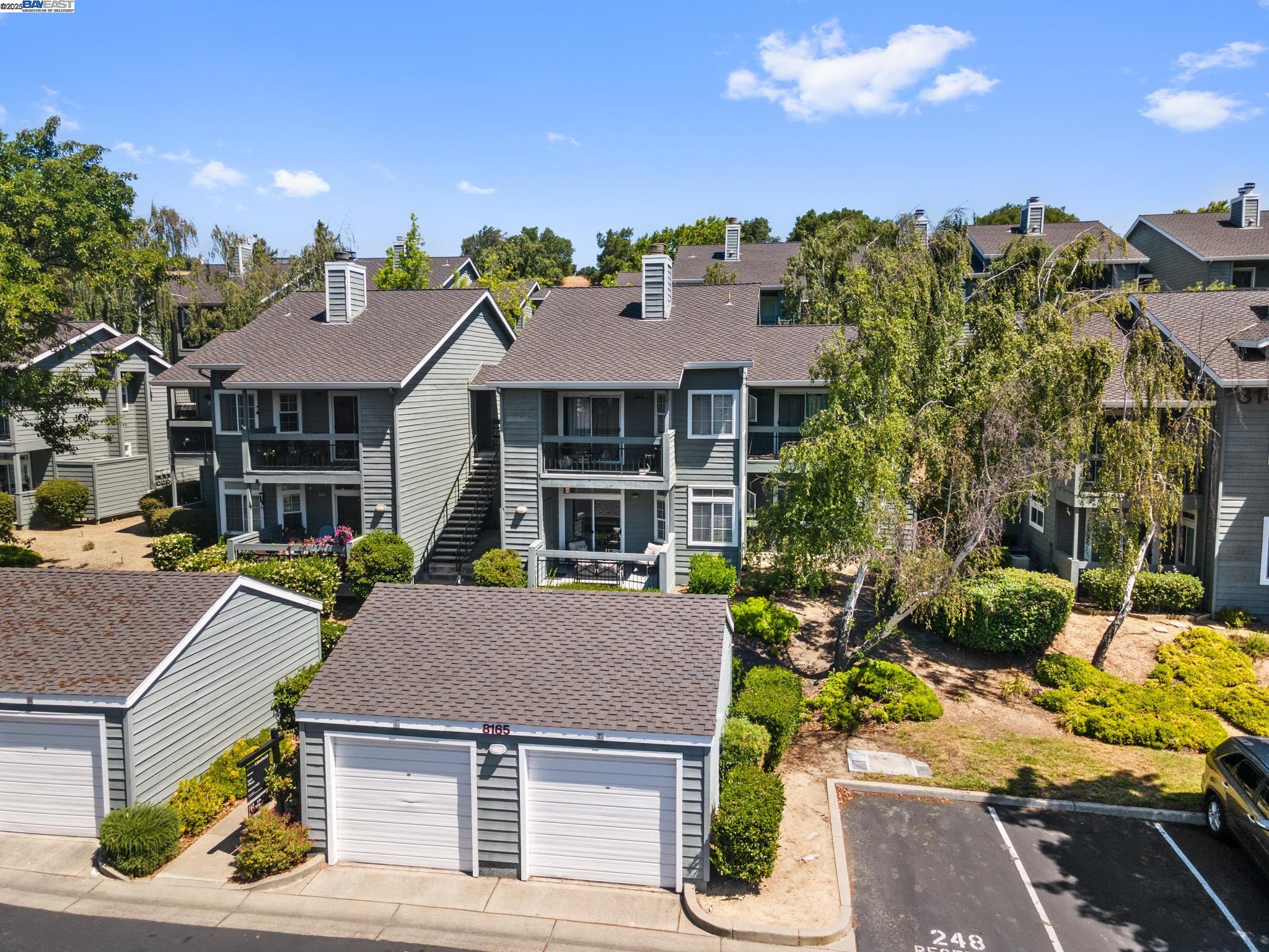 Photo #1: 41118453 Listing: Photo #1