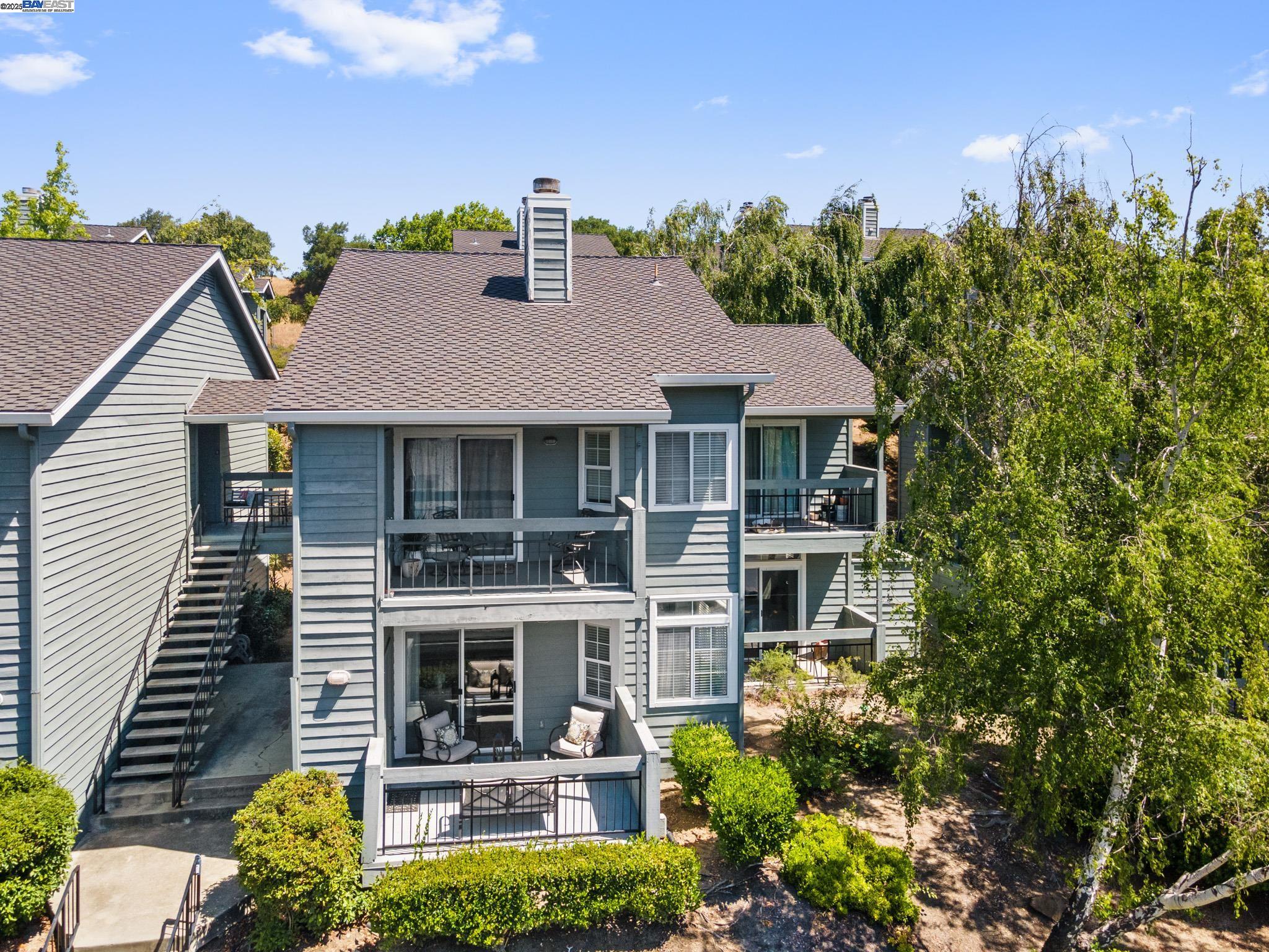 Photo #2: 41118453 Listing: Photo #2