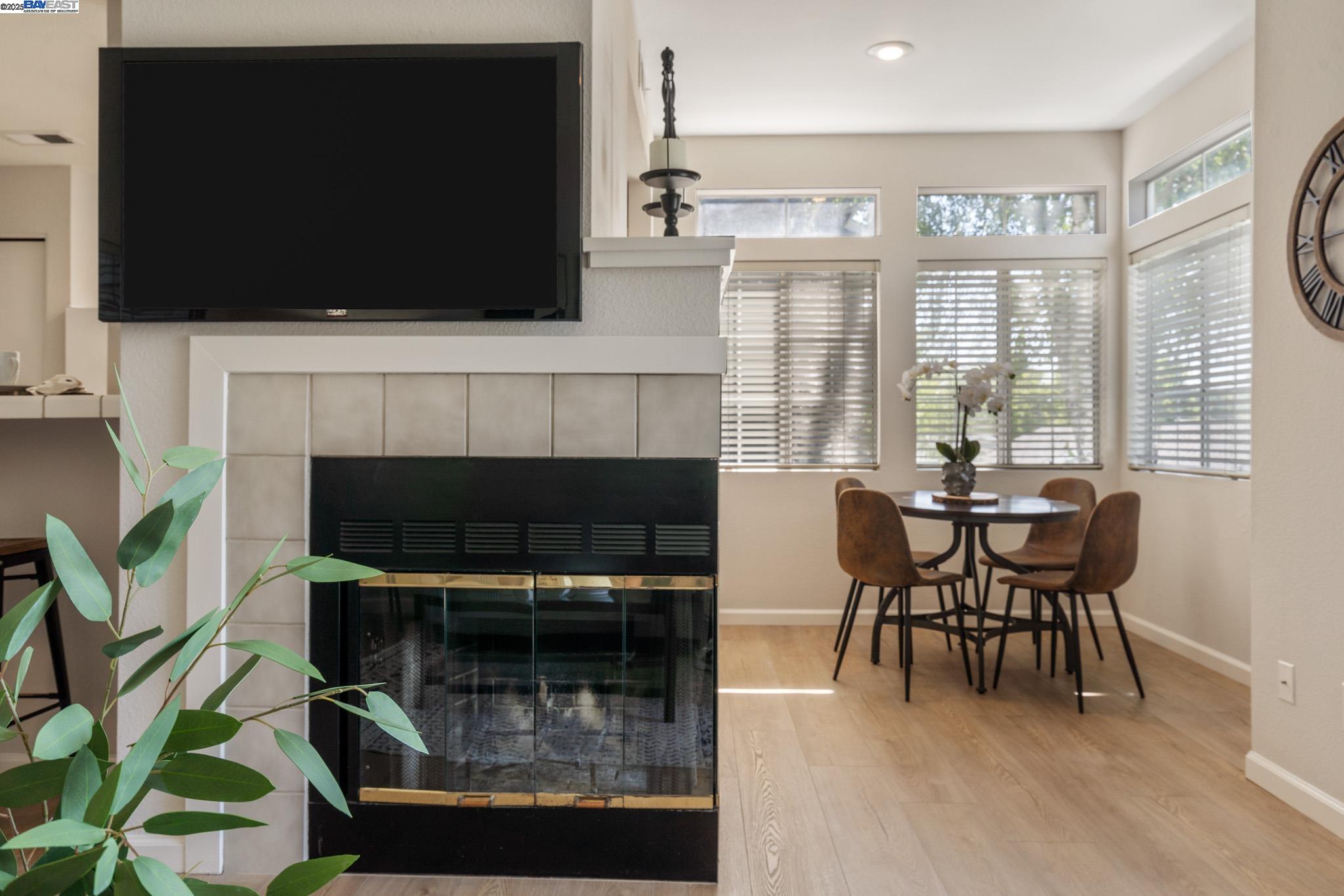 Photo #8: 41118453 Listing: Photo #8