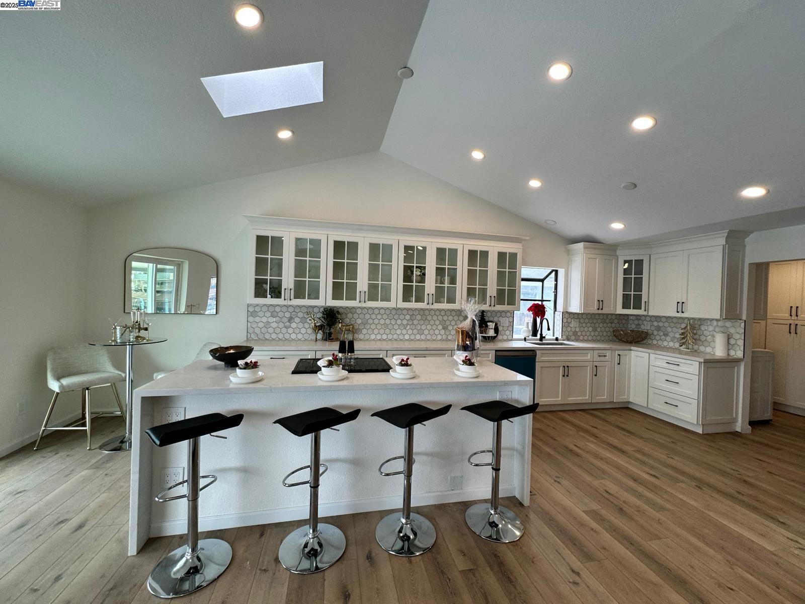 Detail Gallery Image 12 of 36 For 5653 Drakes Drive, Discovery Bay,  CA 94505 - 3 Beds | 2/1 Baths