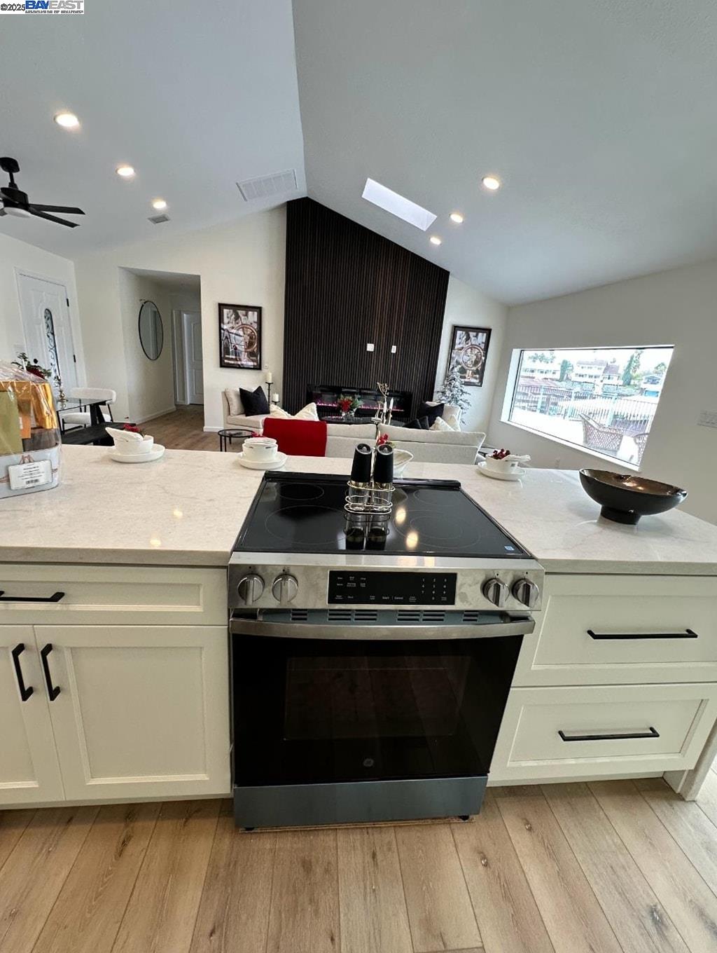 Detail Gallery Image 13 of 36 For 5653 Drakes Drive, Discovery Bay,  CA 94505 - 3 Beds | 2/1 Baths