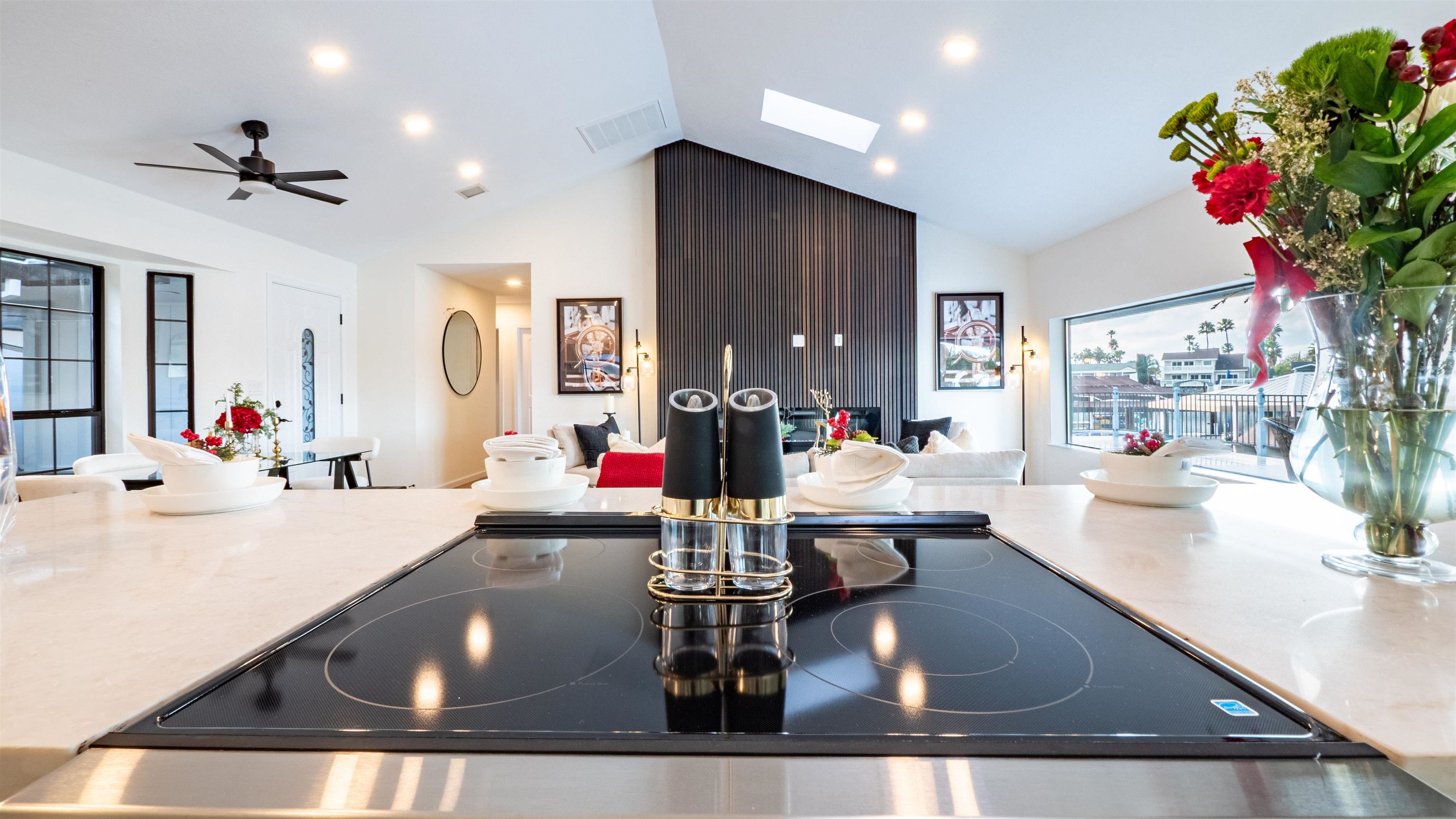 Detail Gallery Image 14 of 36 For 5653 Drakes Drive, Discovery Bay,  CA 94505 - 3 Beds | 2/1 Baths